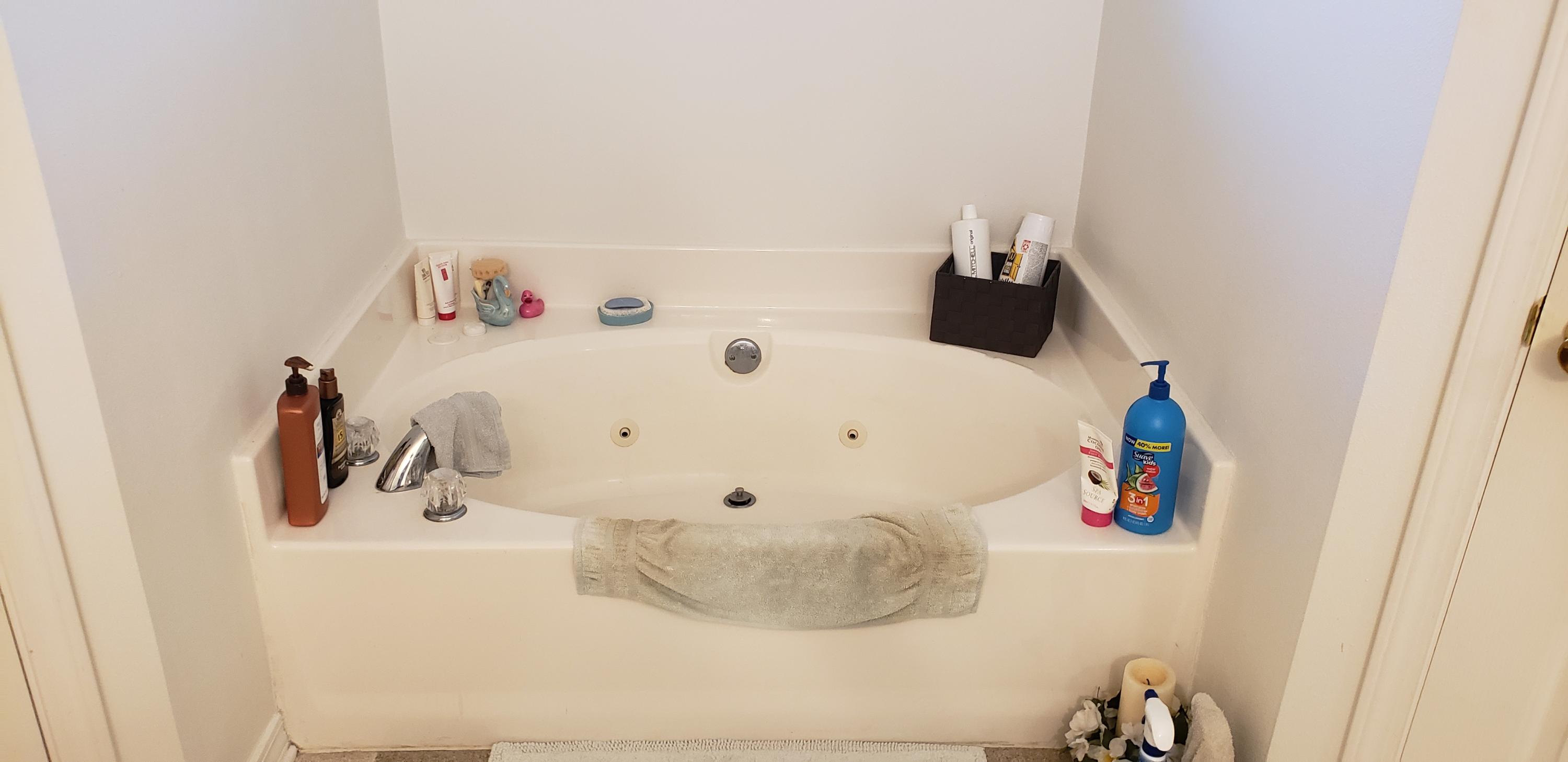 VILLA DANIELLE 1ST ADDN - Residential