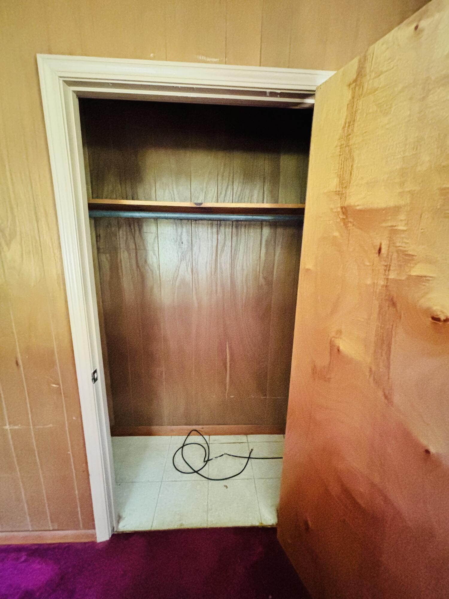 NO RECORDED SUBDIVISION - Residential