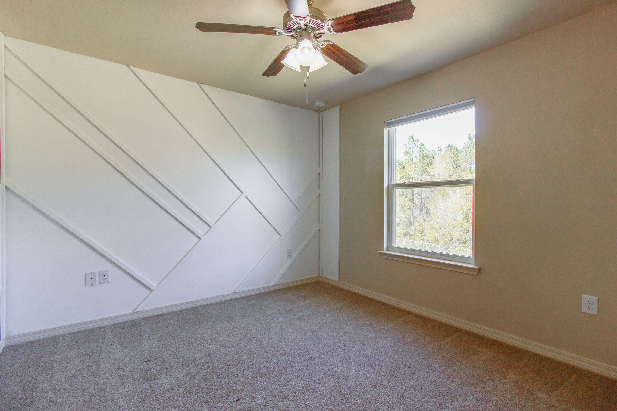 THE COTTAGES AT SANDY RIDGE - Residential Lease