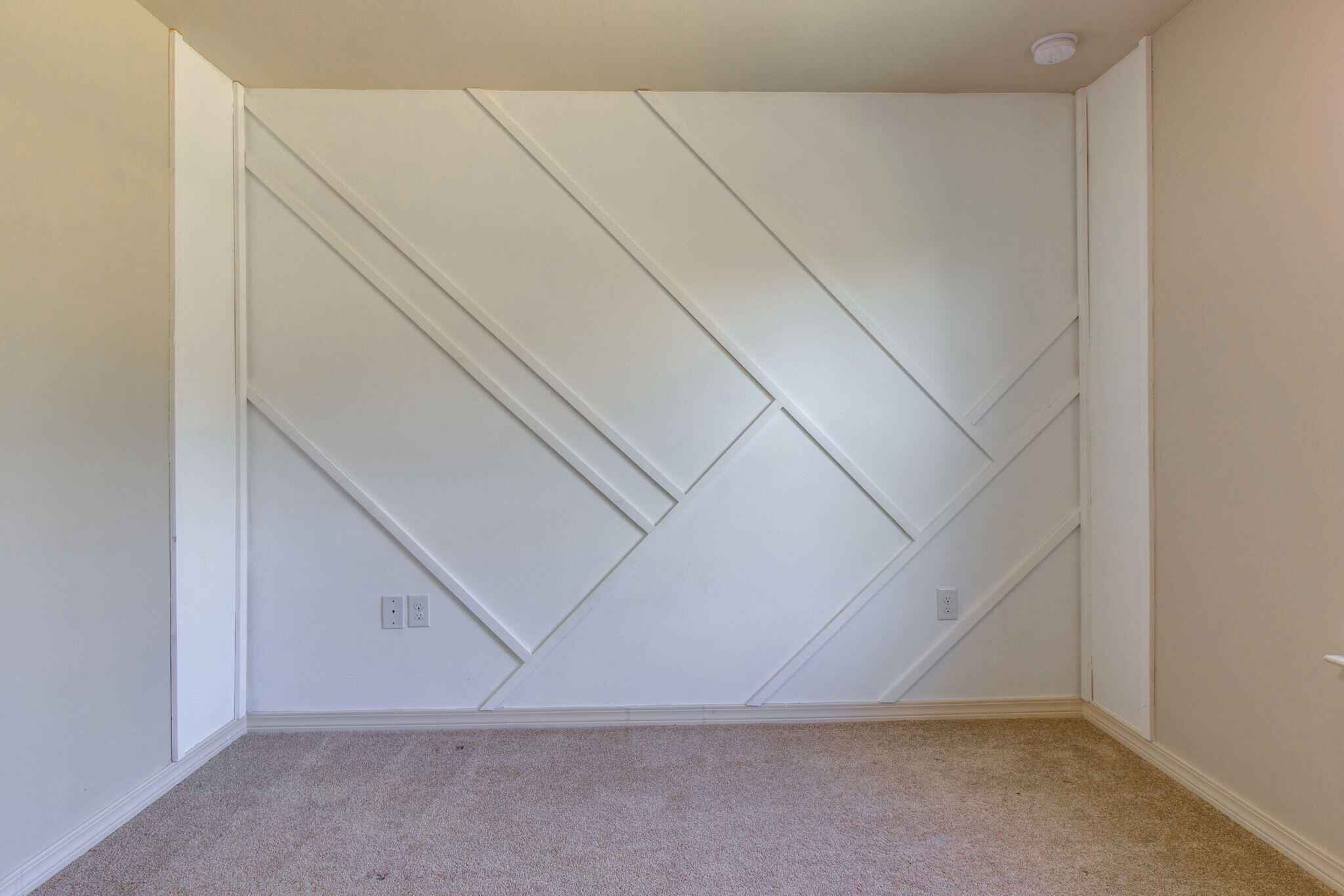 THE COTTAGES AT SANDY RIDGE - Residential Lease