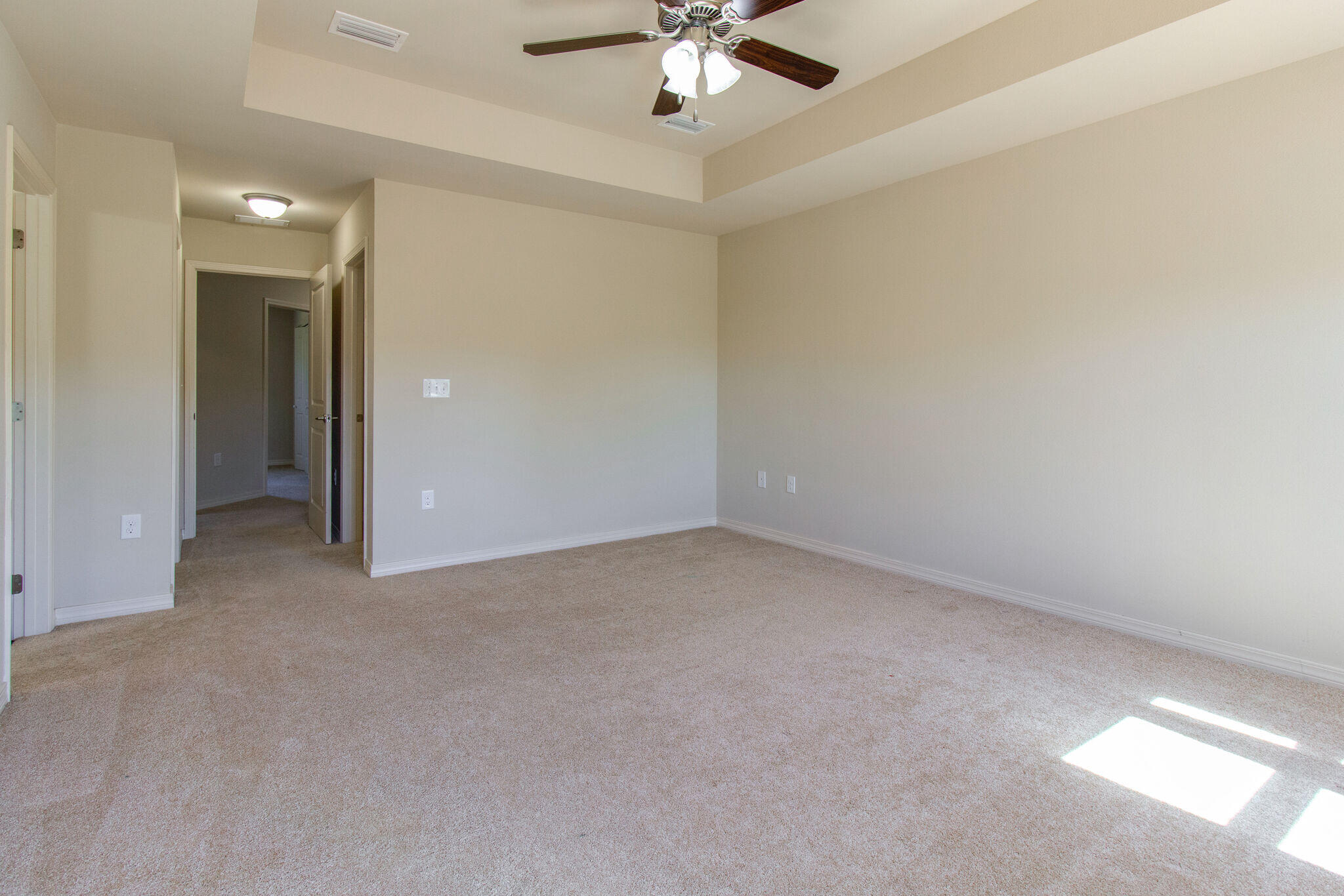 THE COTTAGES AT SANDY RIDGE - Residential Lease