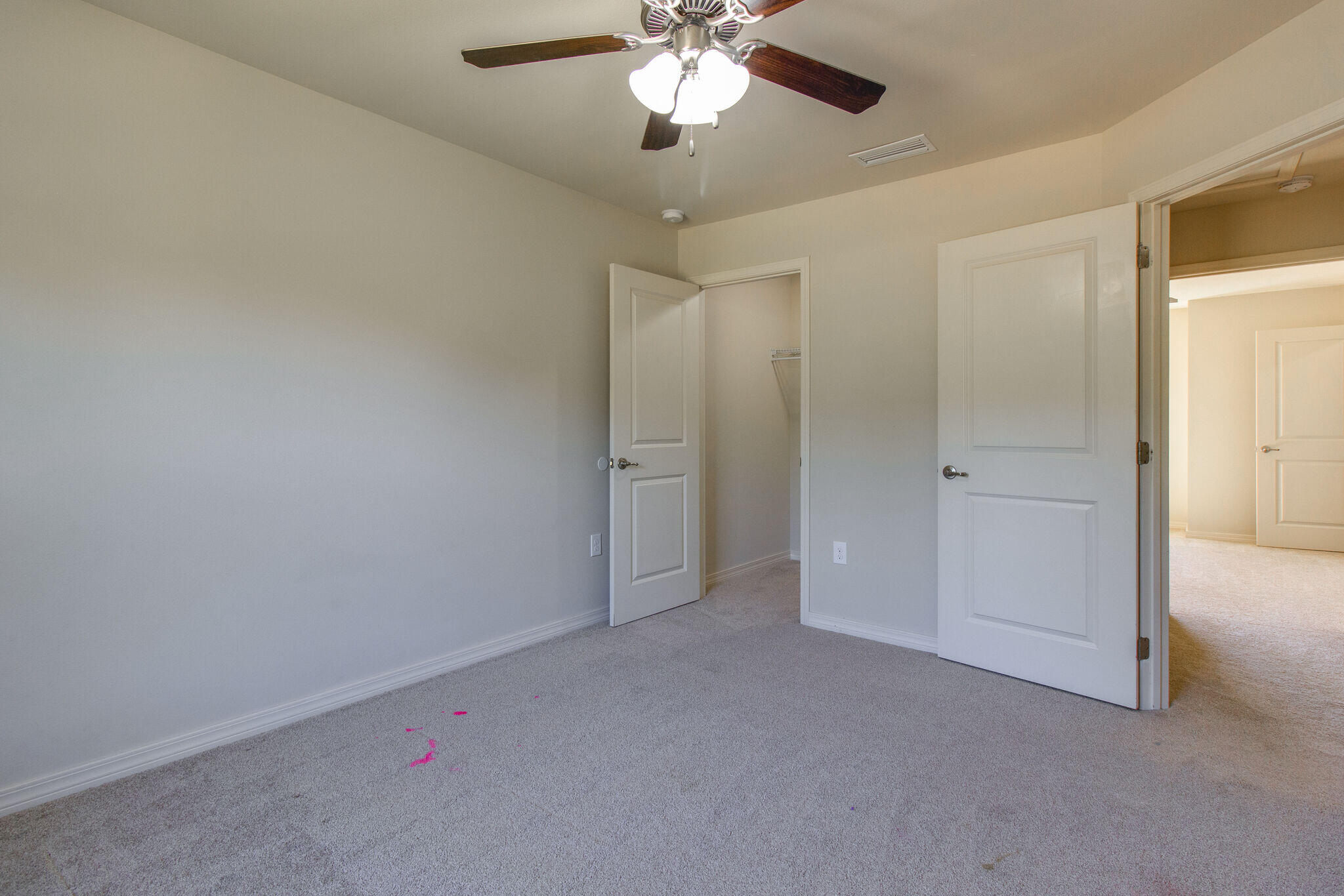 THE COTTAGES AT SANDY RIDGE - Residential Lease