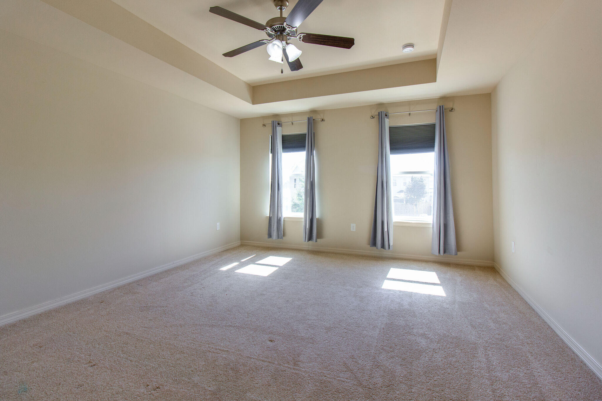 THE COTTAGES AT SANDY RIDGE - Residential Lease