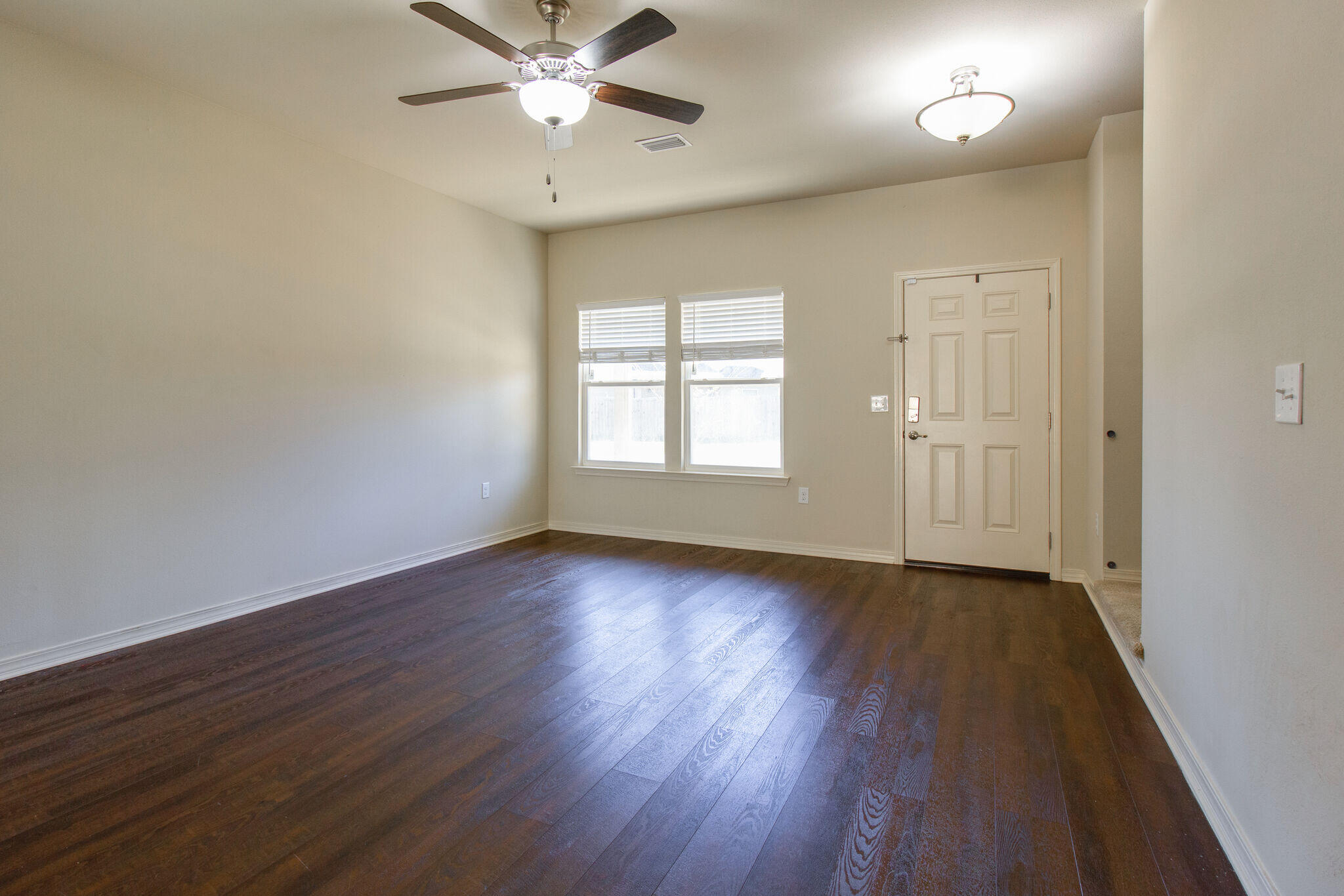 THE COTTAGES AT SANDY RIDGE - Residential Lease