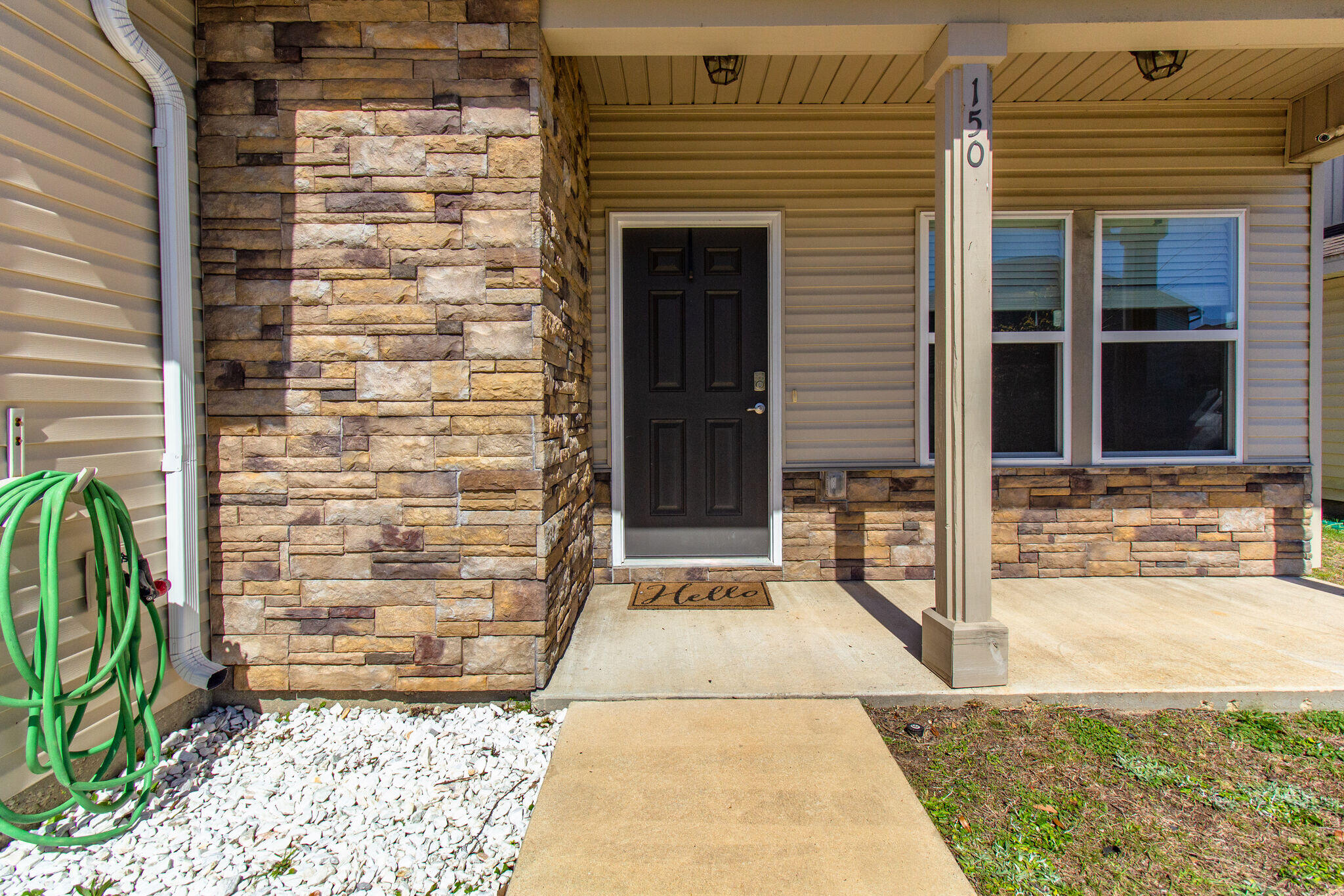 THE COTTAGES AT SANDY RIDGE - Residential Lease