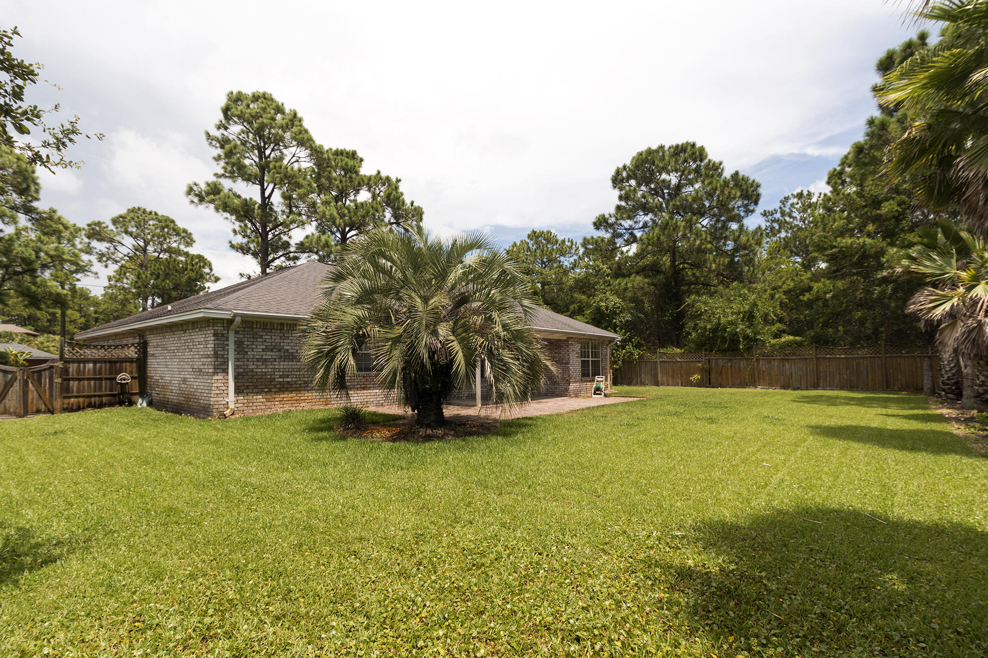 HOLIDAY SHORES ESTATES 3RD ADDN - Residential