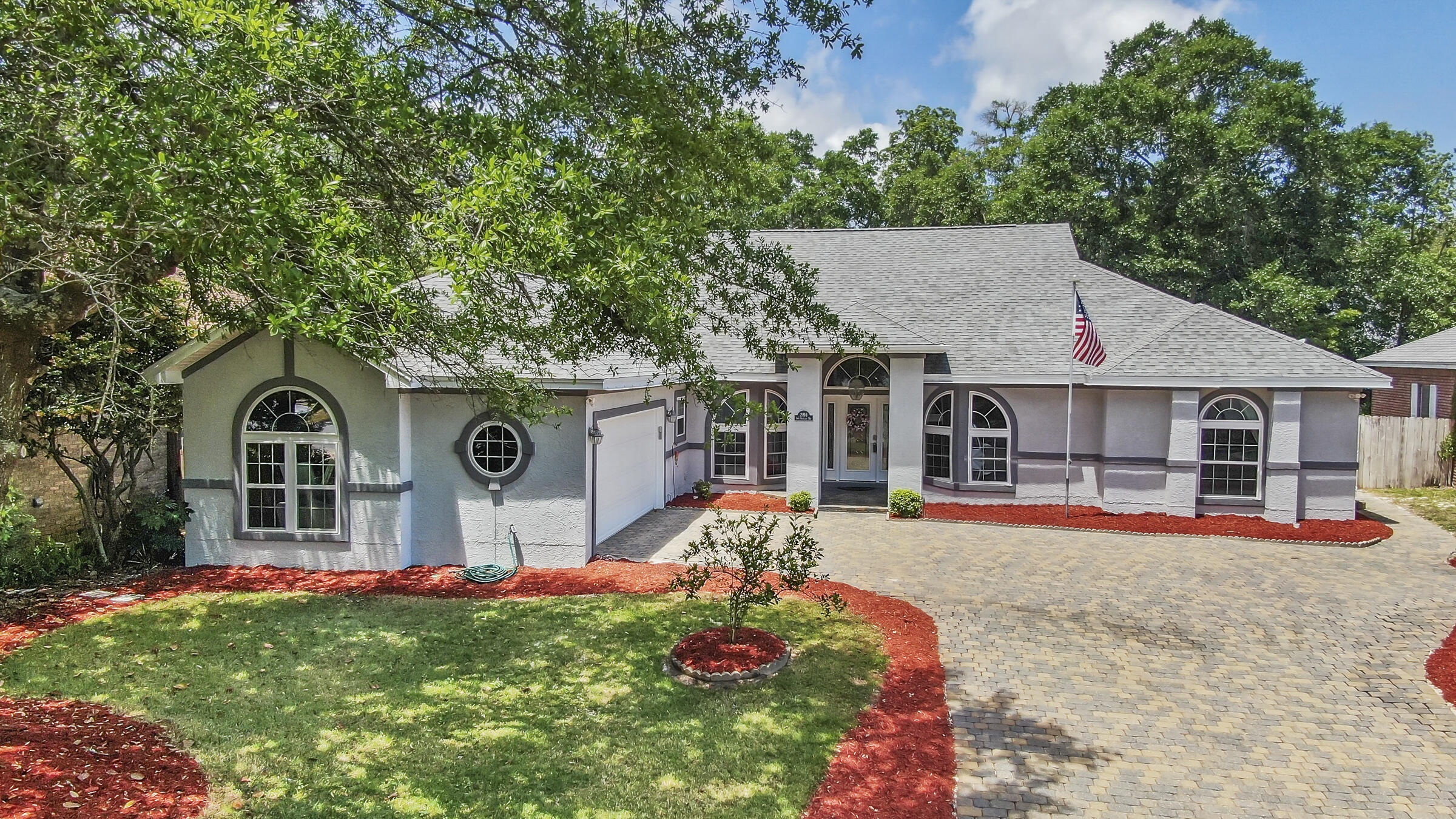 LAKE POINTE - Residential