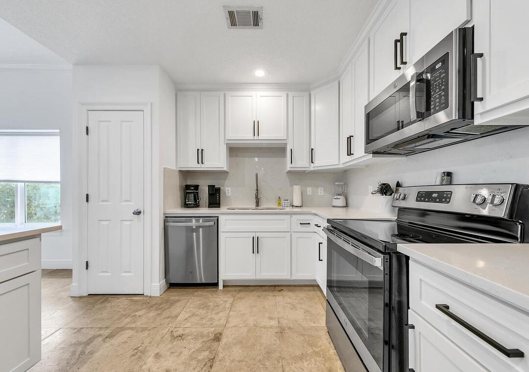 LEGACY THE - Residential