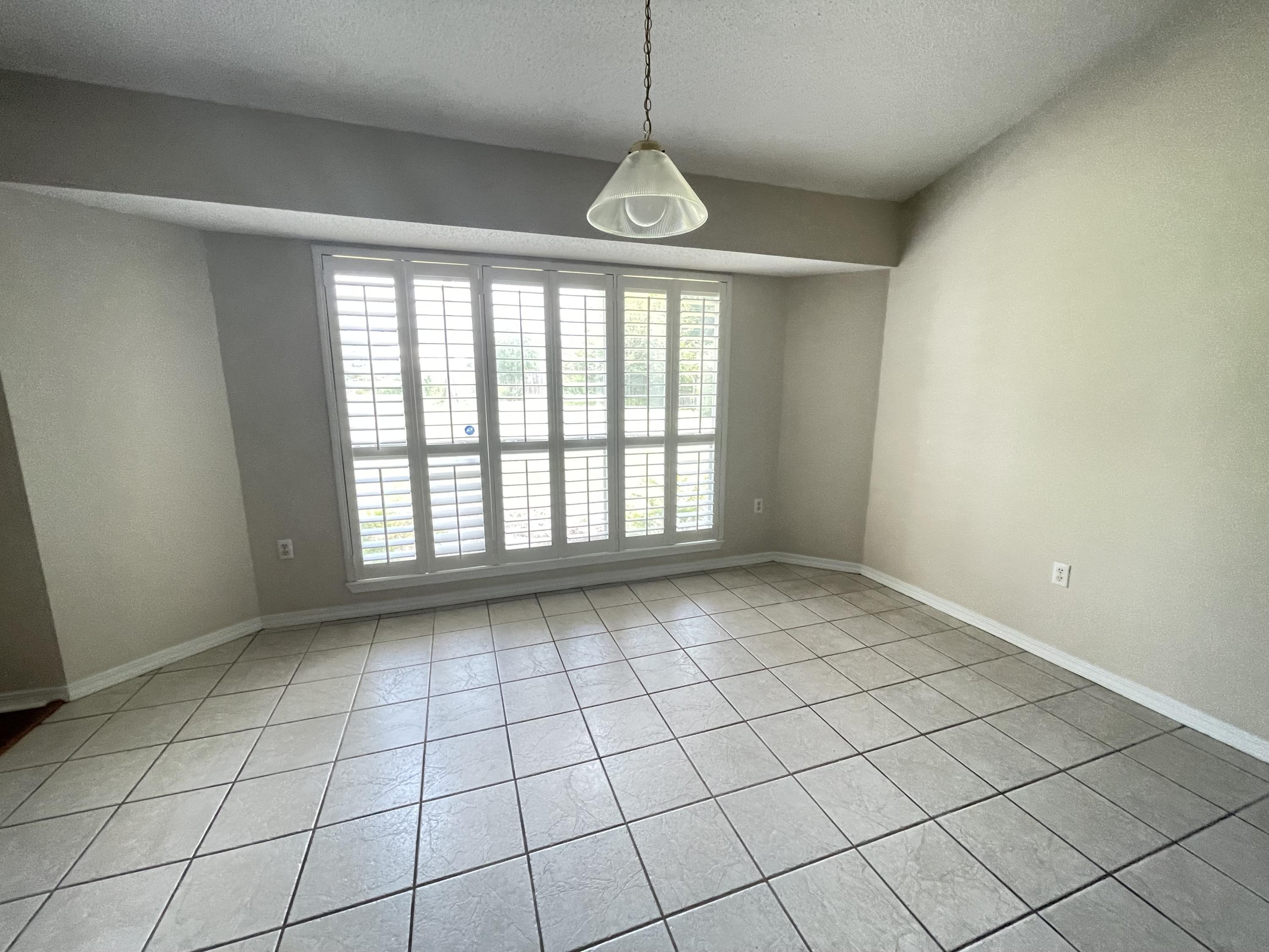 CORONADO VILLAGE PH 3 - Residential Lease