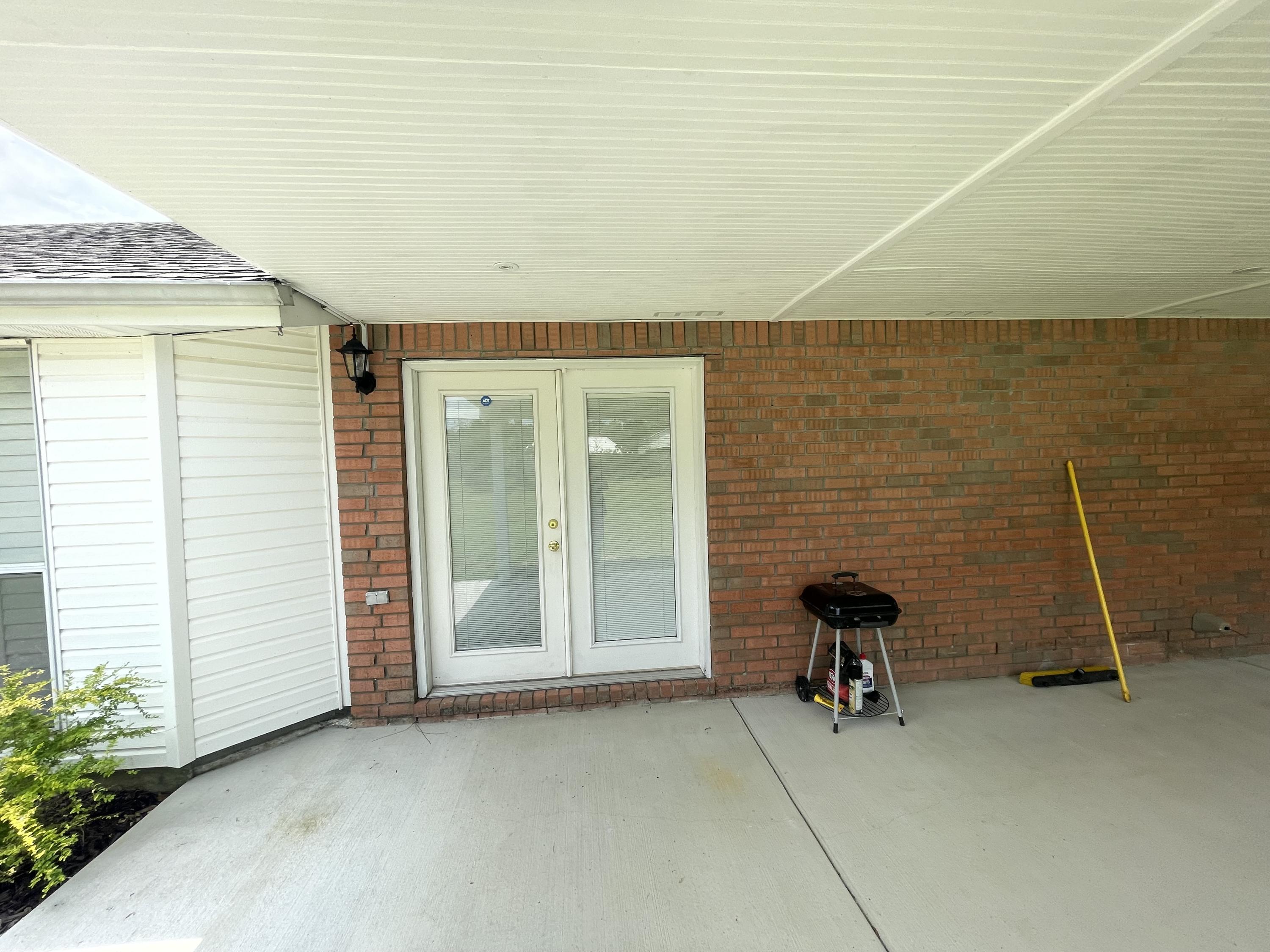 CORONADO VILLAGE PH 3 - Residential Lease