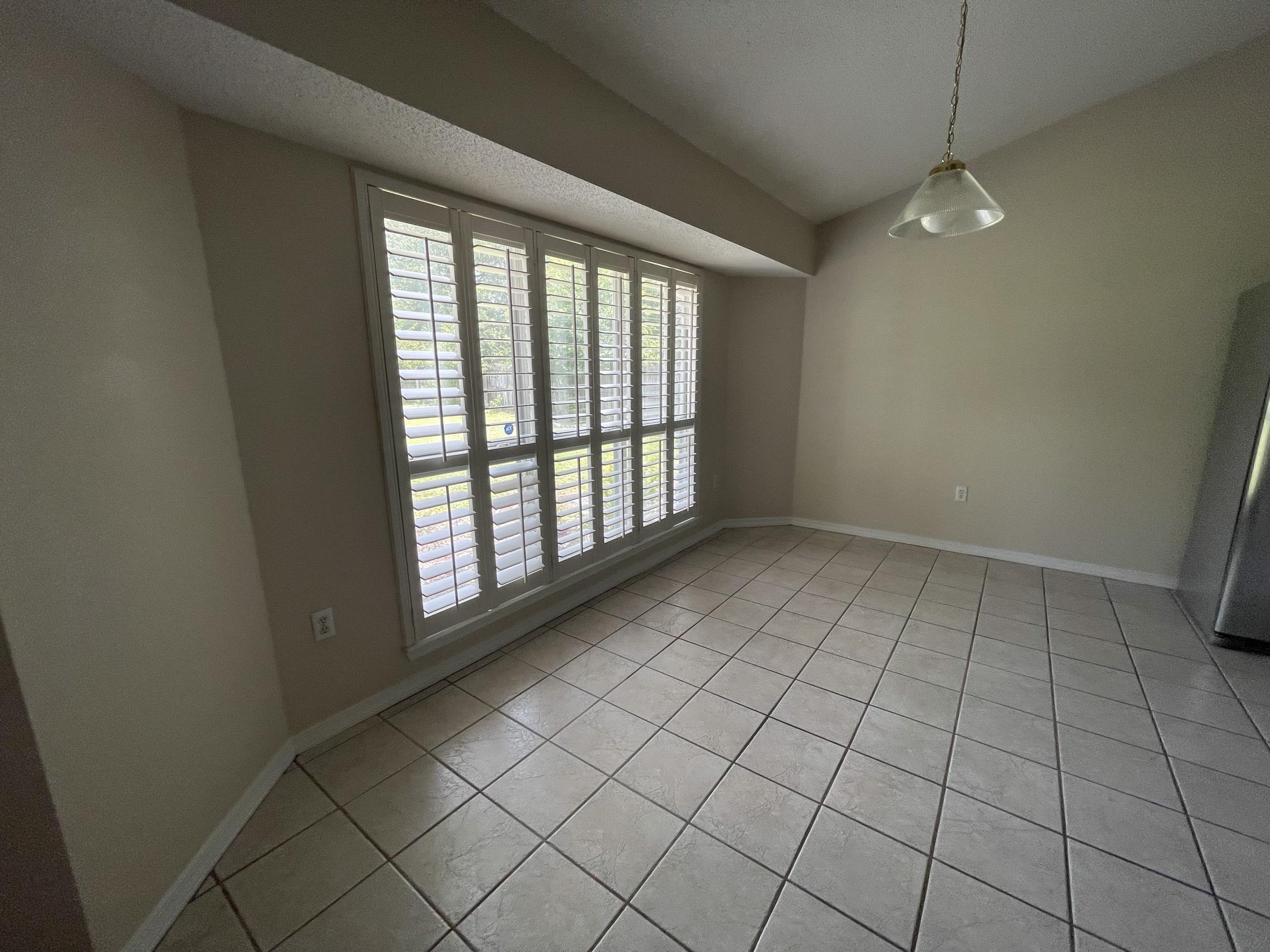 CORONADO VILLAGE PH 3 - Residential Lease