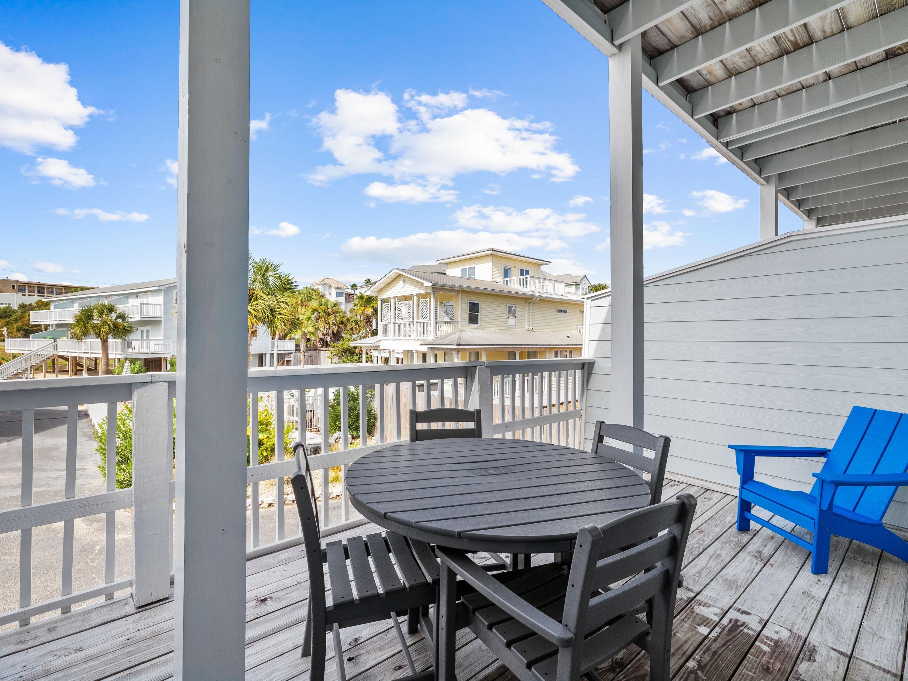 SANDCASTLES BY THE SEA T/H PH 1 - Residential