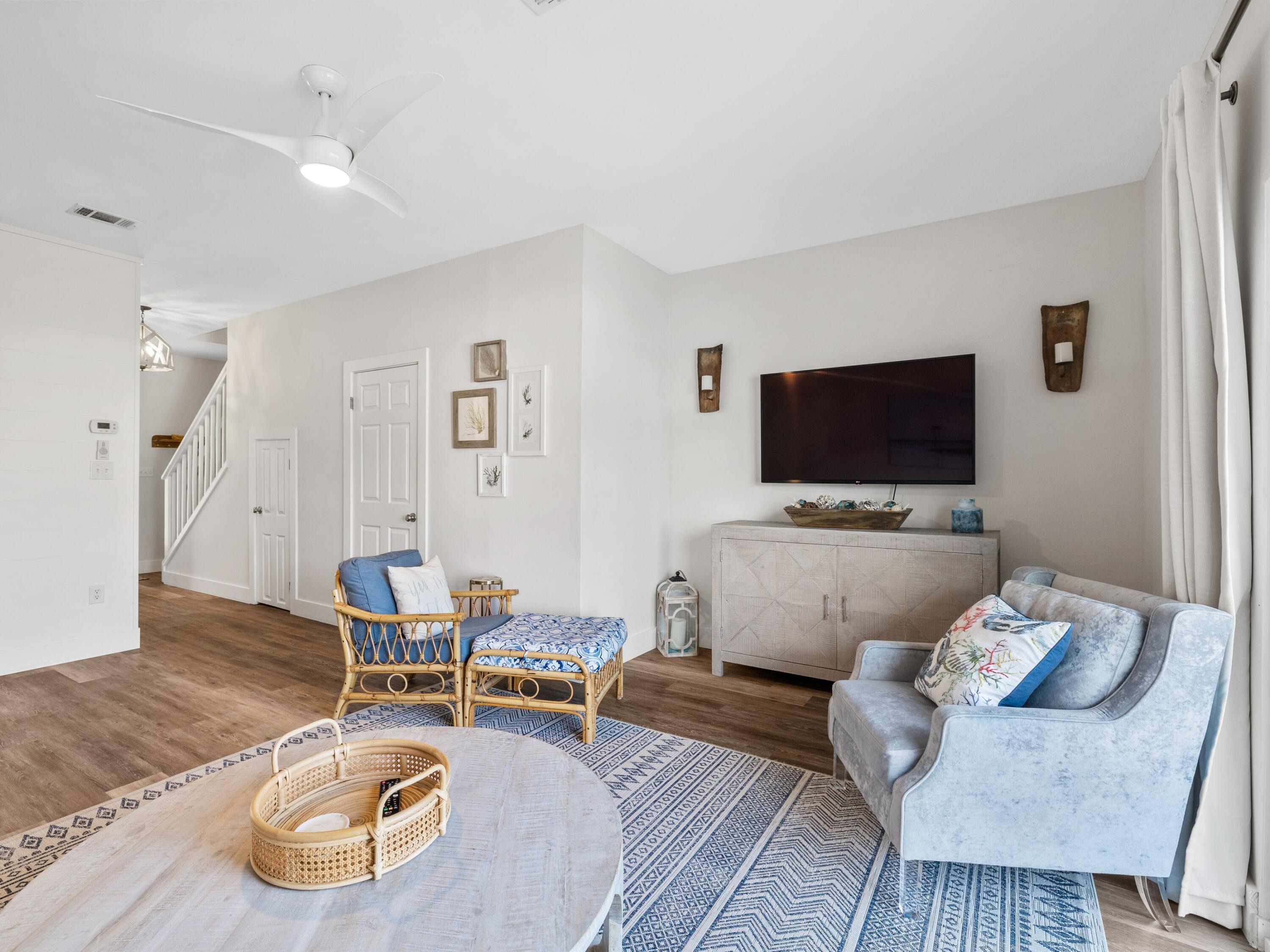 SANDCASTLES BY THE SEA T/H PH 1 - Residential