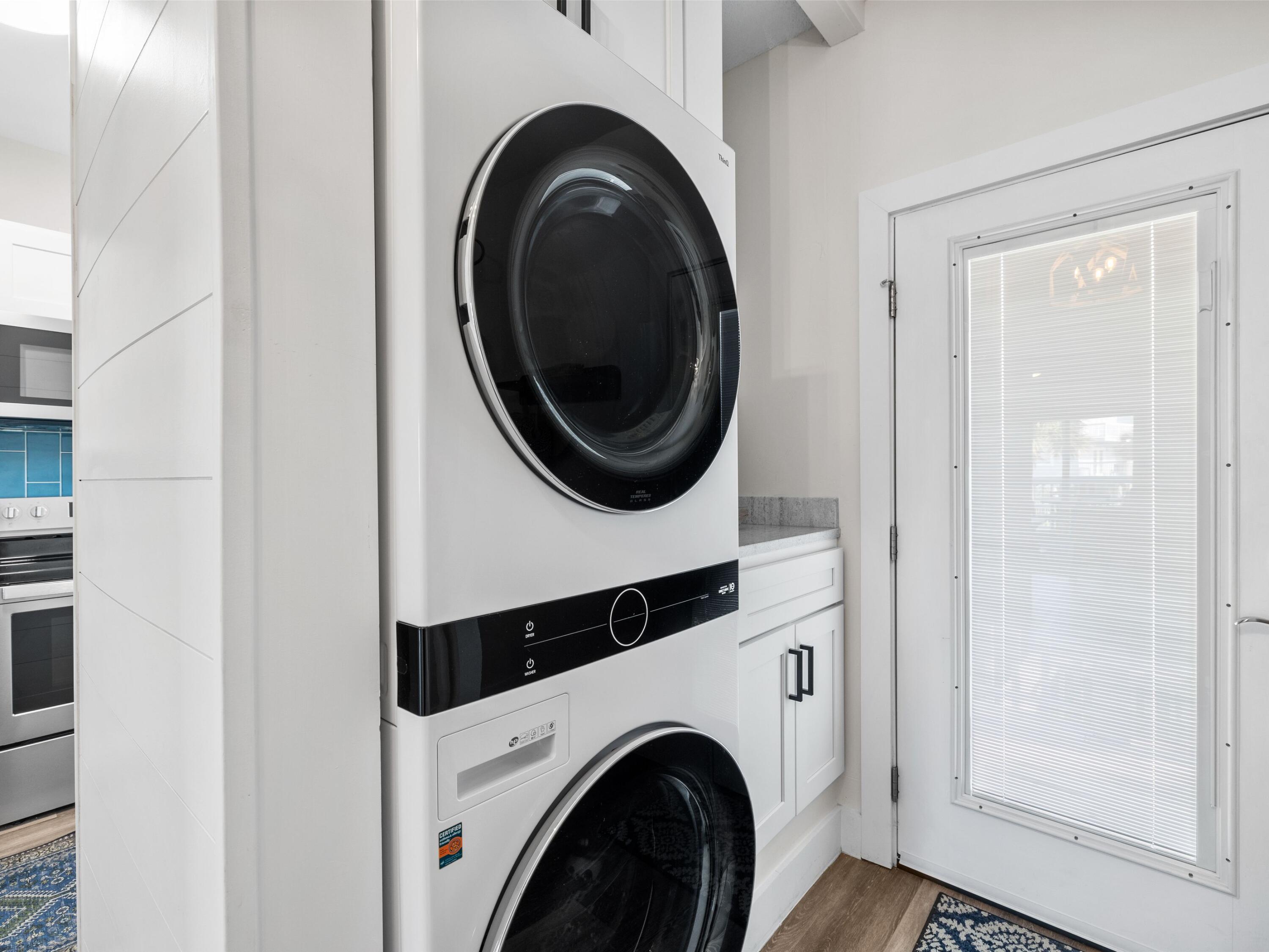 SANDCASTLES BY THE SEA T/H PH 1 - Residential