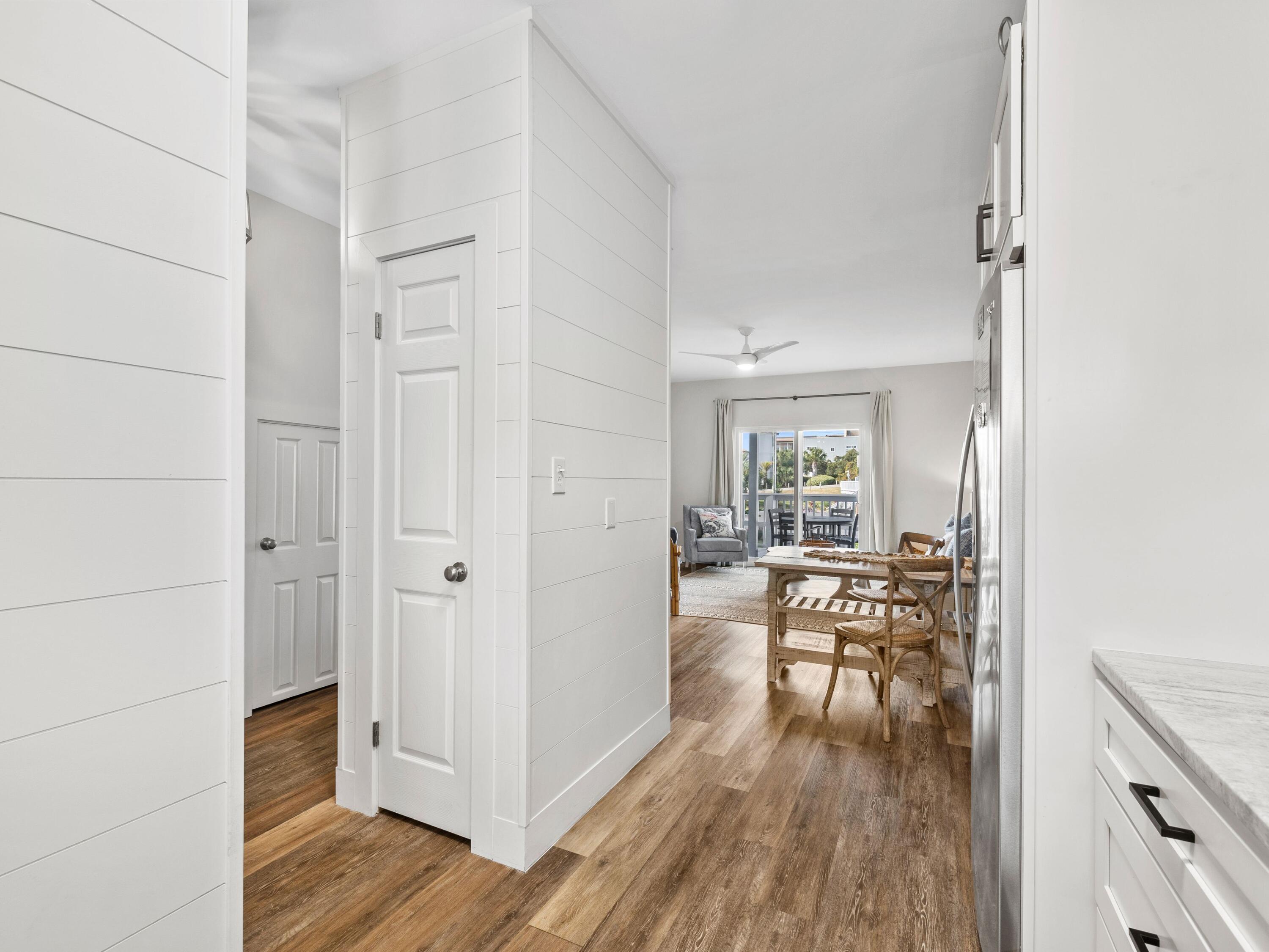 SANDCASTLES BY THE SEA T/H PH 1 - Residential