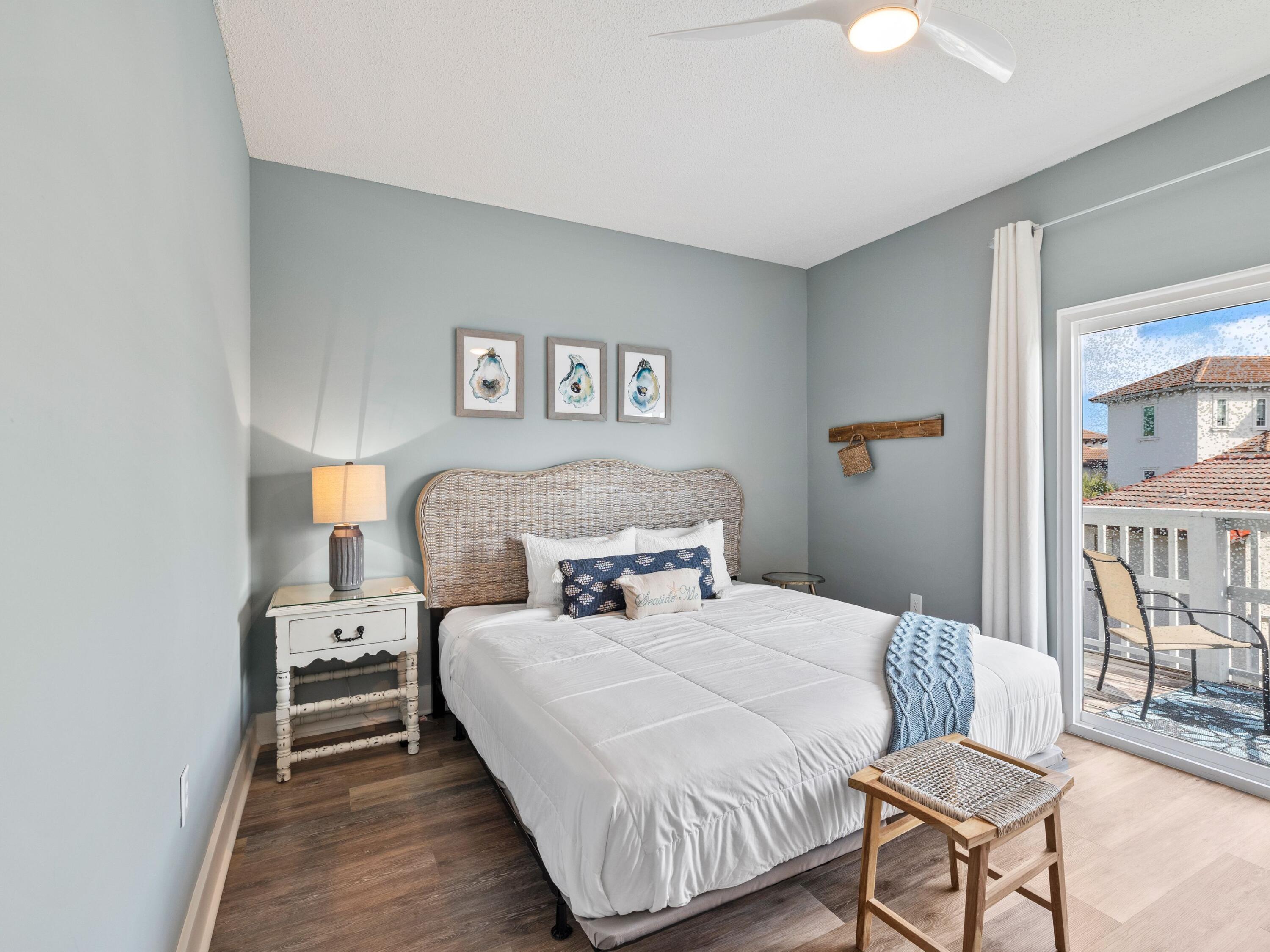 SANDCASTLES BY THE SEA T/H PH 1 - Residential