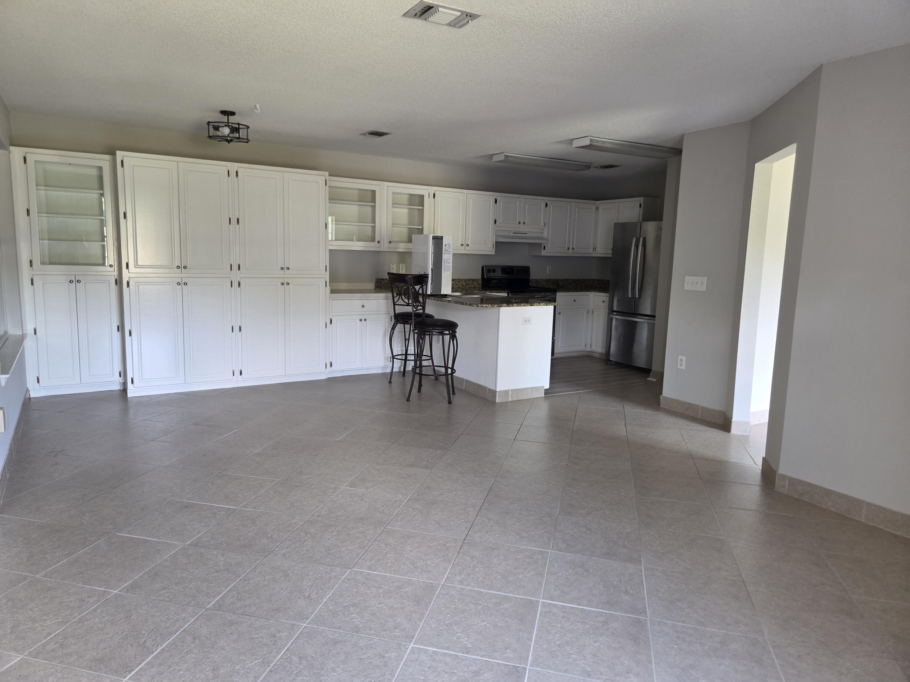 EMERALD VILLAGE S/D - Residential Lease