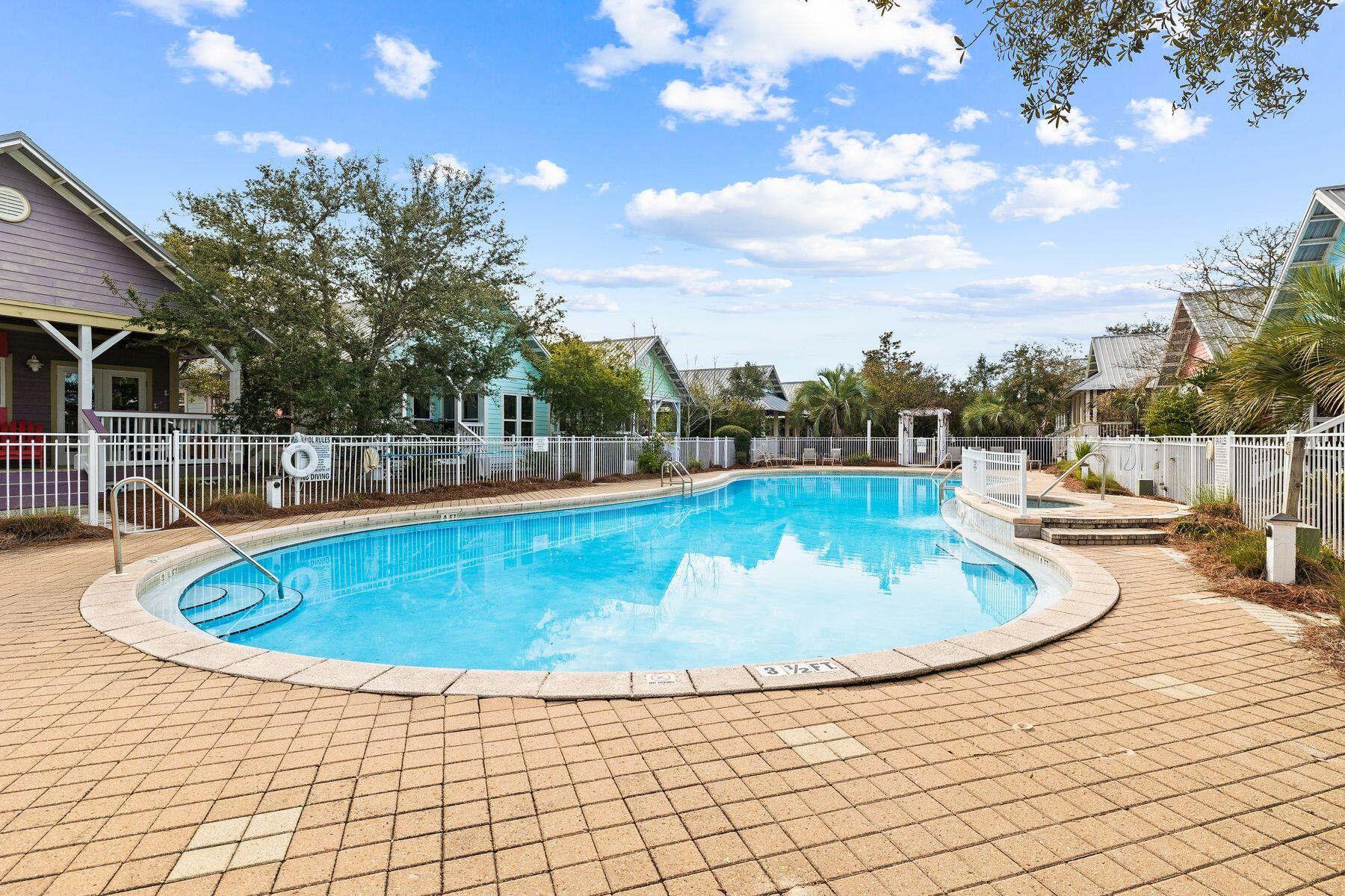 COTTAGES AT CAMP CREEK - Residential