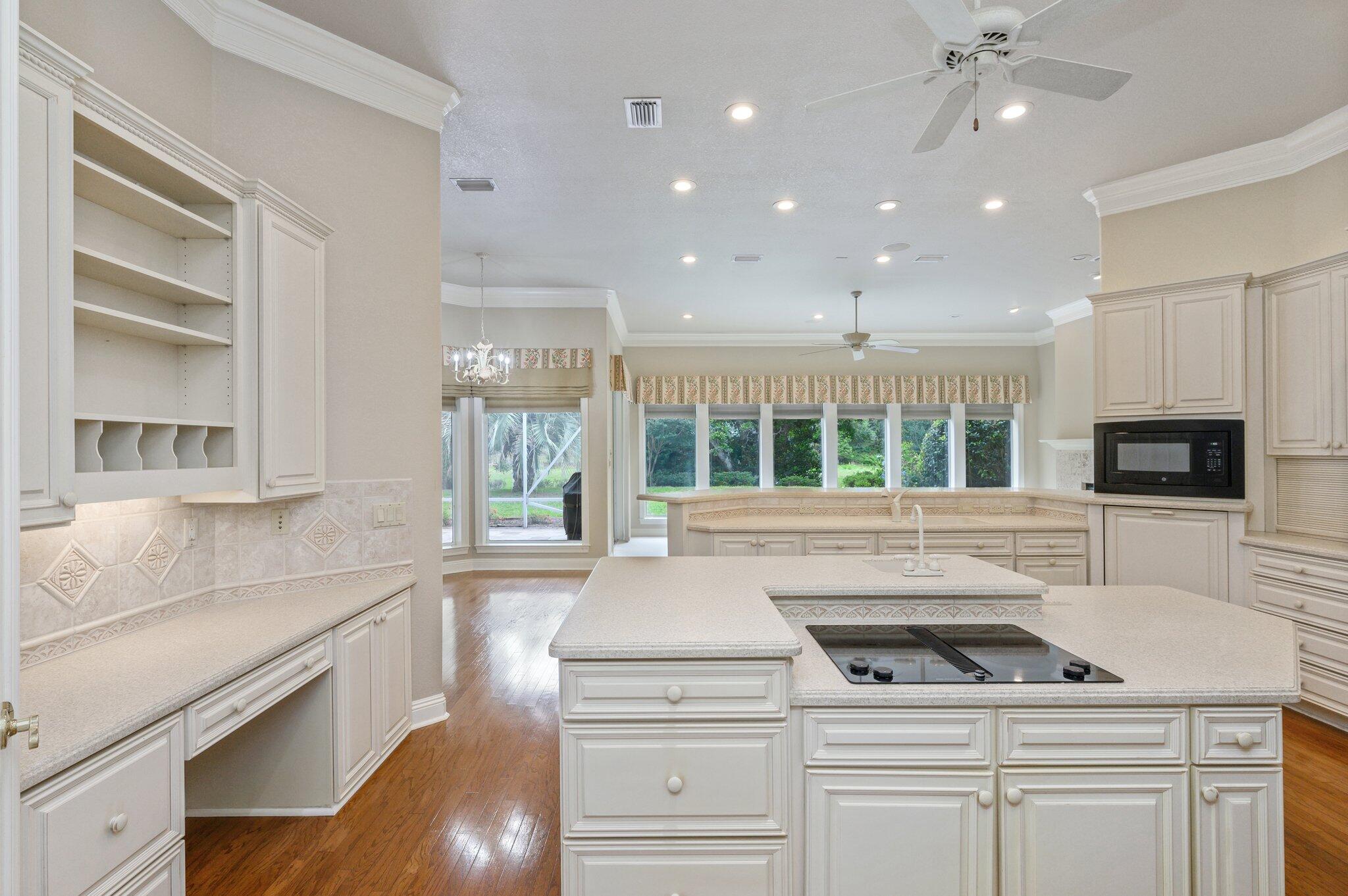 GLENLAKE PH 2 - Residential