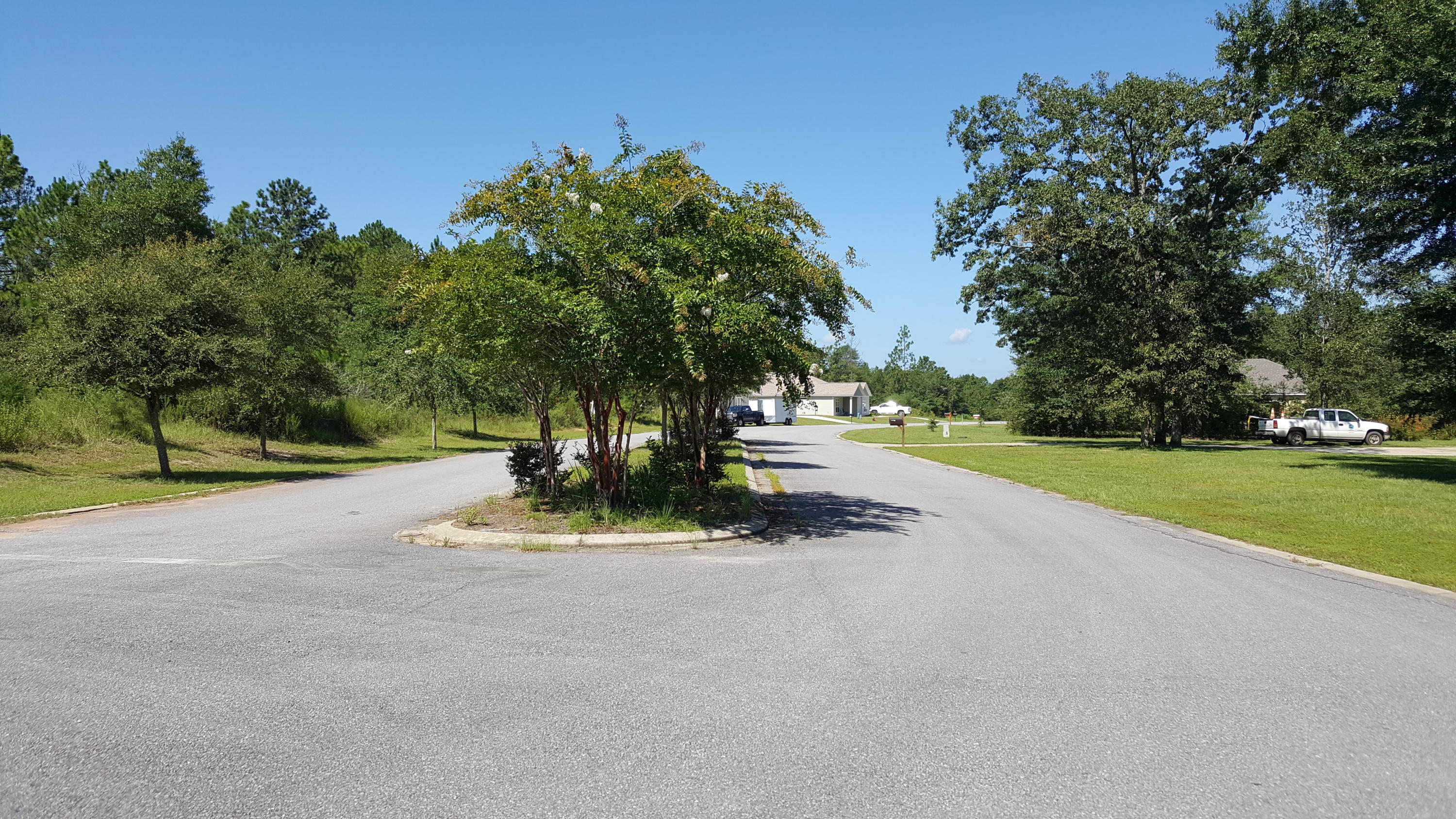 HIGHLY MOTIVATED SELLER - MAKE OFFER - Half Acre Lot For Sale - Majestic Oaks Vineyard is located far enough north to enjoy the quiet and serenity of the countryside yet only a few miles from the essentials of your family's daily activities such as schools, banking, shopping, grocery store, and movie theatre. Give us a call for more details.