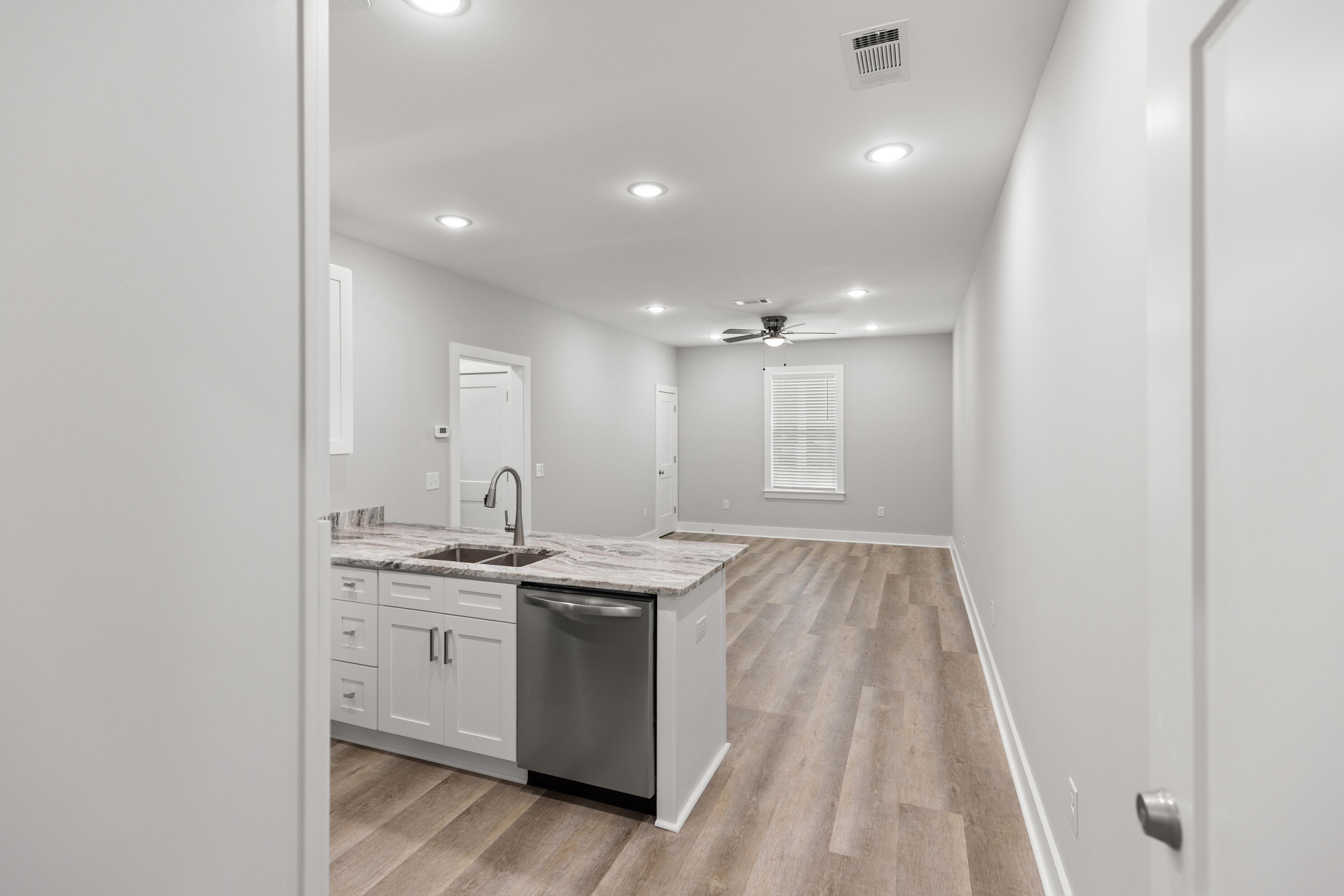 165 South - Residential Lease