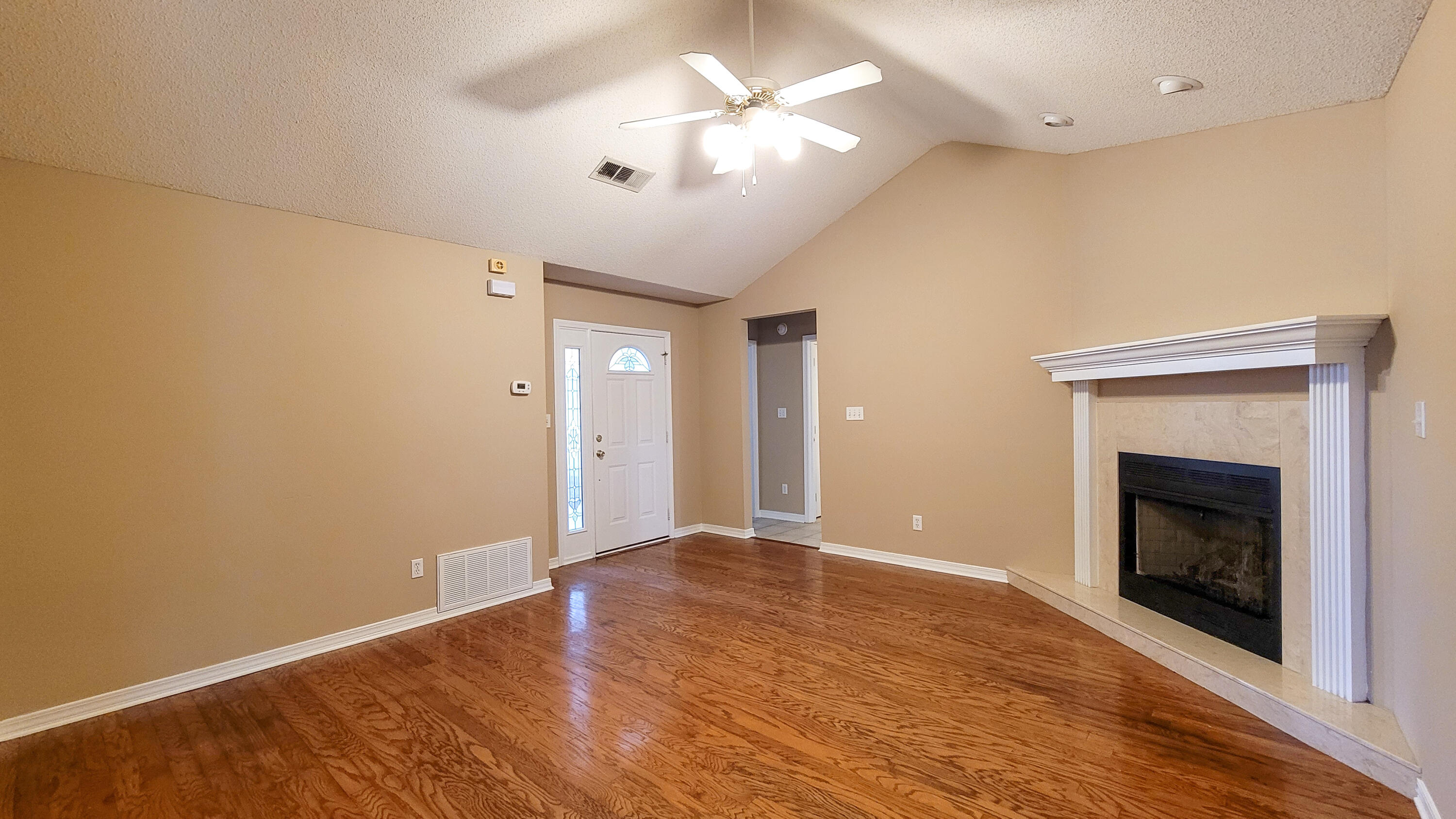 ROANOKE VILLAGE 1ST ADDITION - Residential