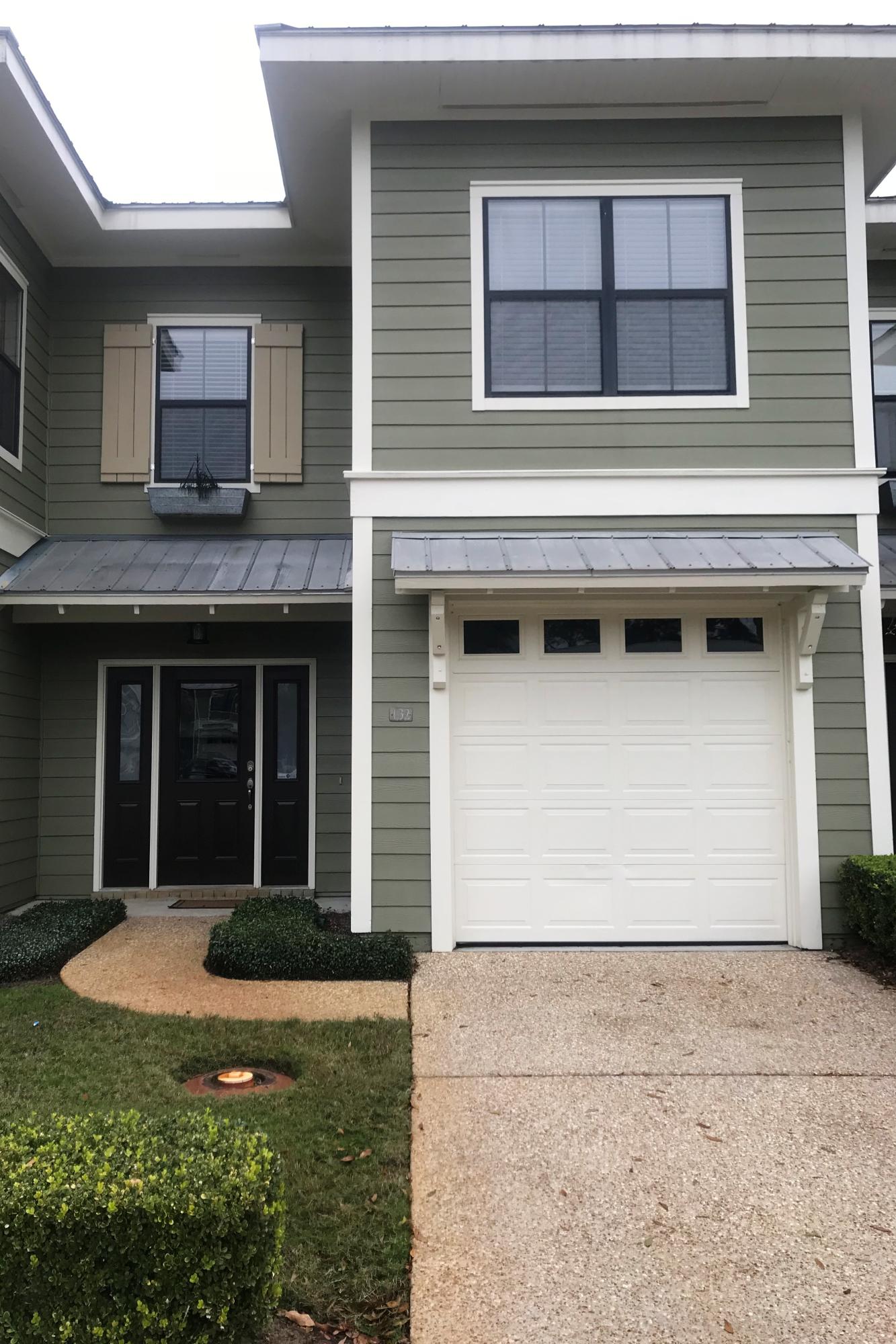 SOUTH HAVEN TOWNHOMES - Residential