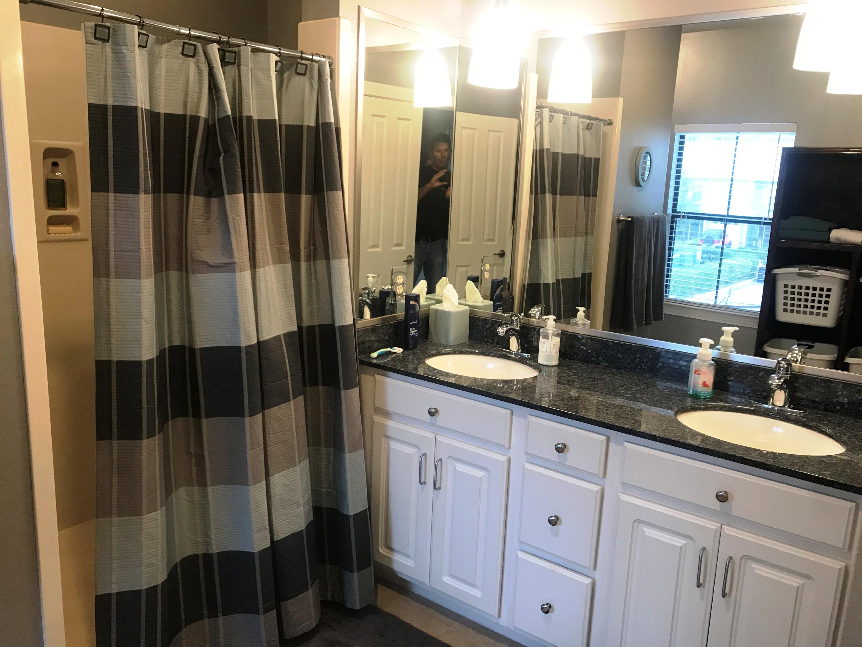 SOUTH HAVEN TOWNHOMES - Residential