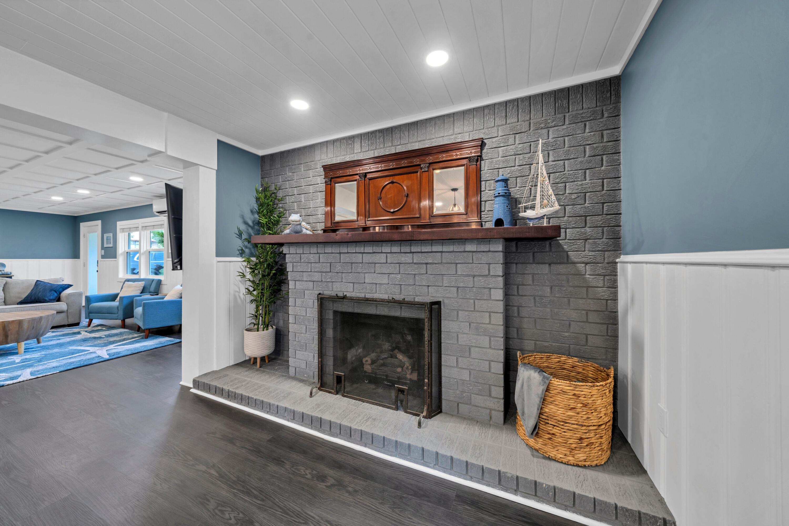 CAMP WALTON VILLAGE - Residential