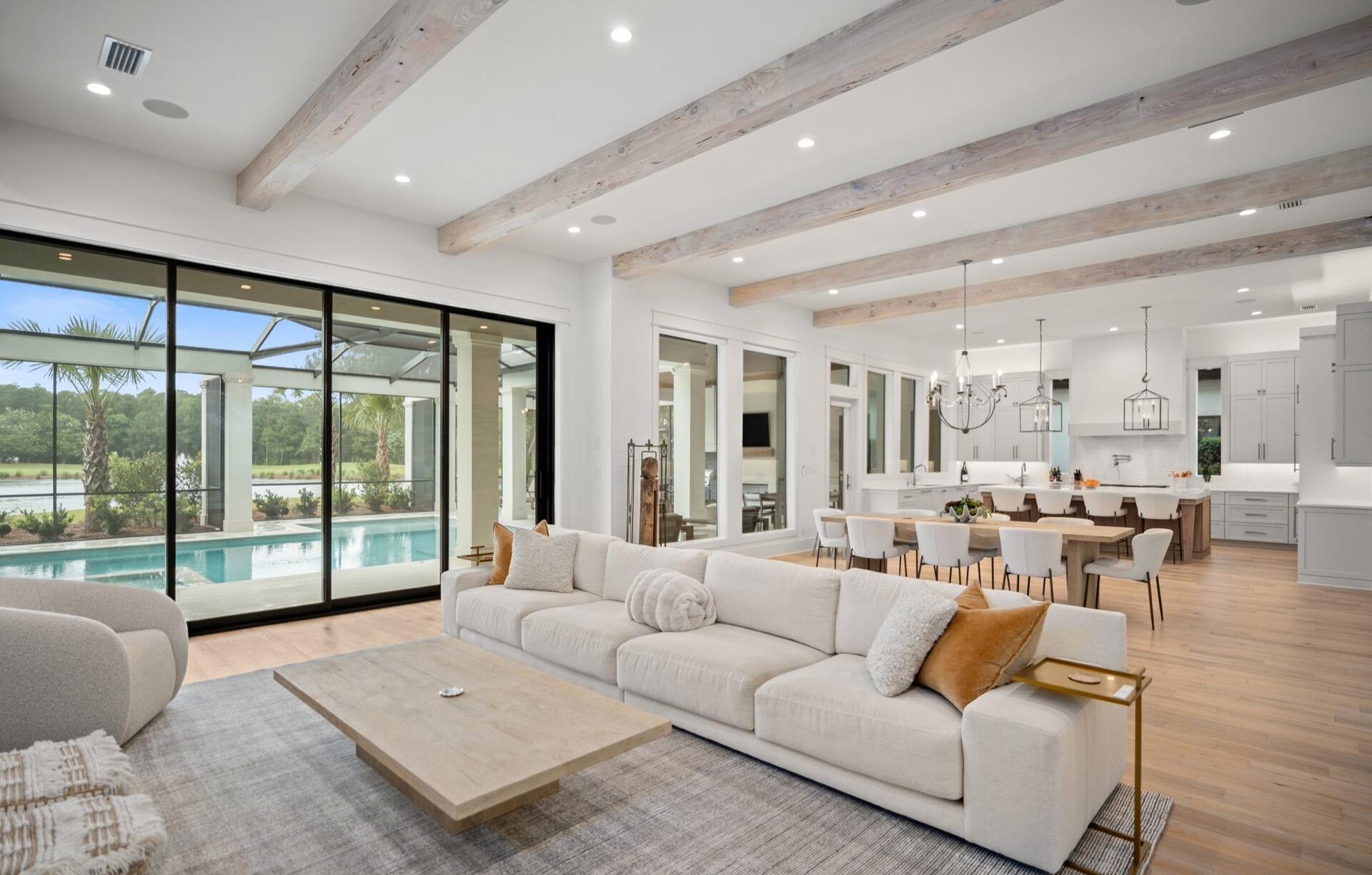 BURNT PINE - Residential