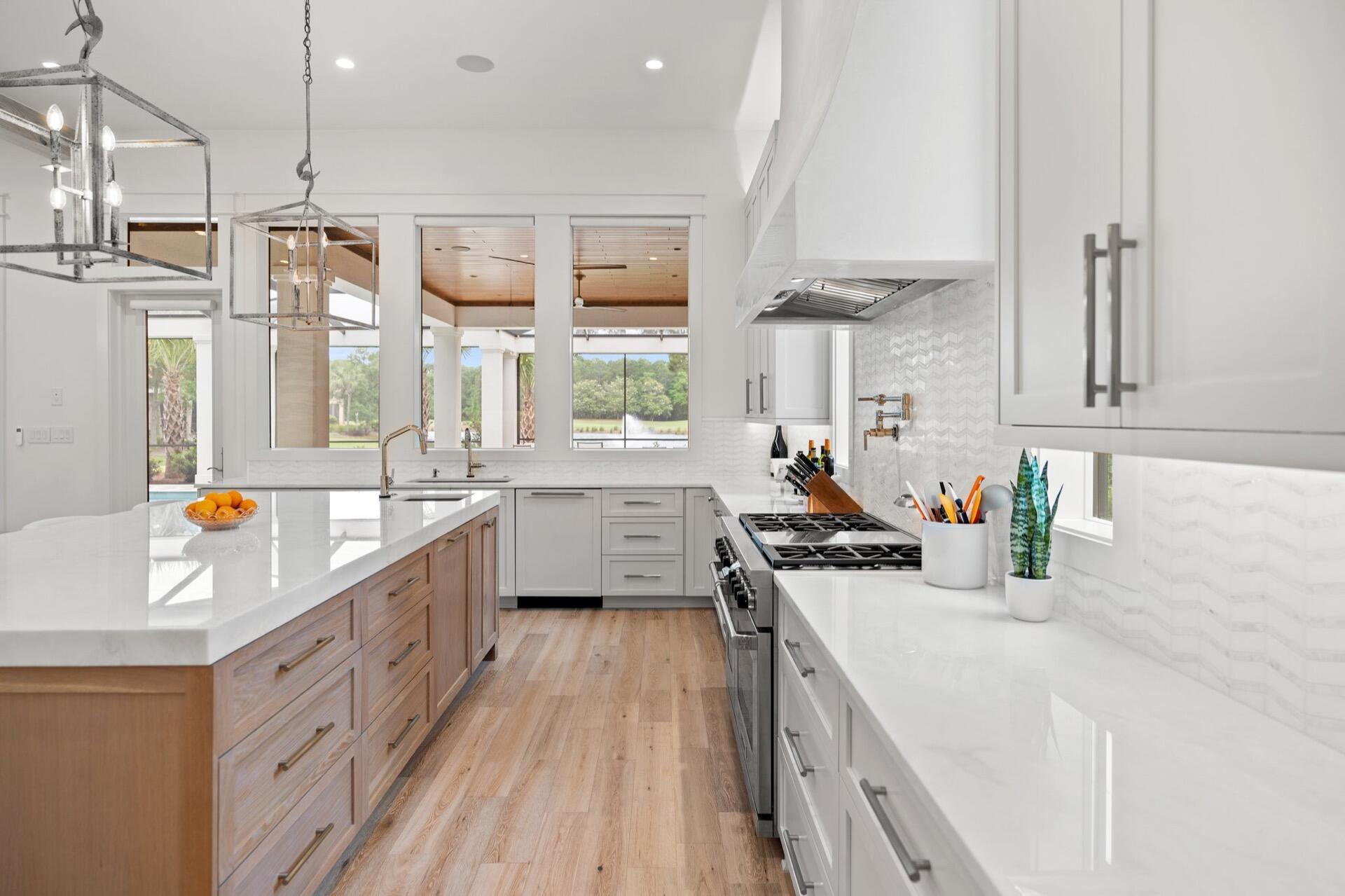 BURNT PINE - Residential