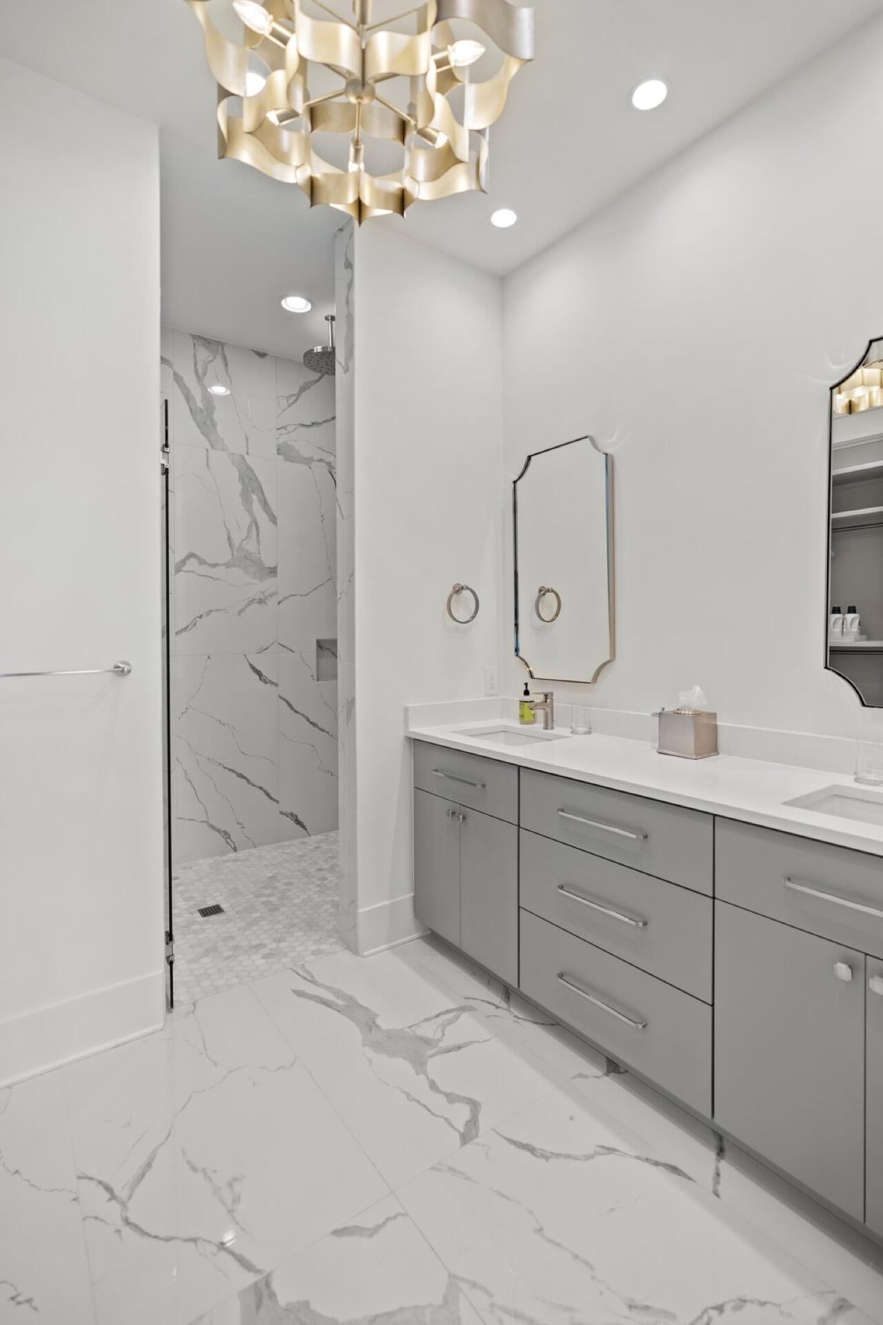 BURNT PINE - Residential