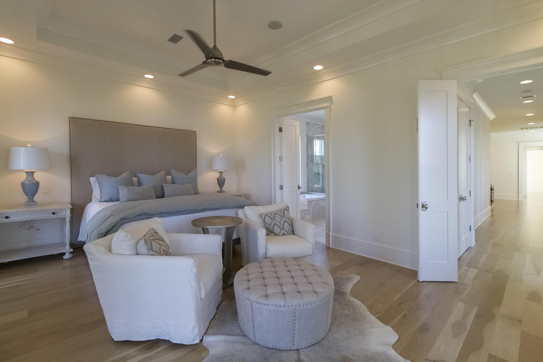 CHURCHILL OAKS - Residential