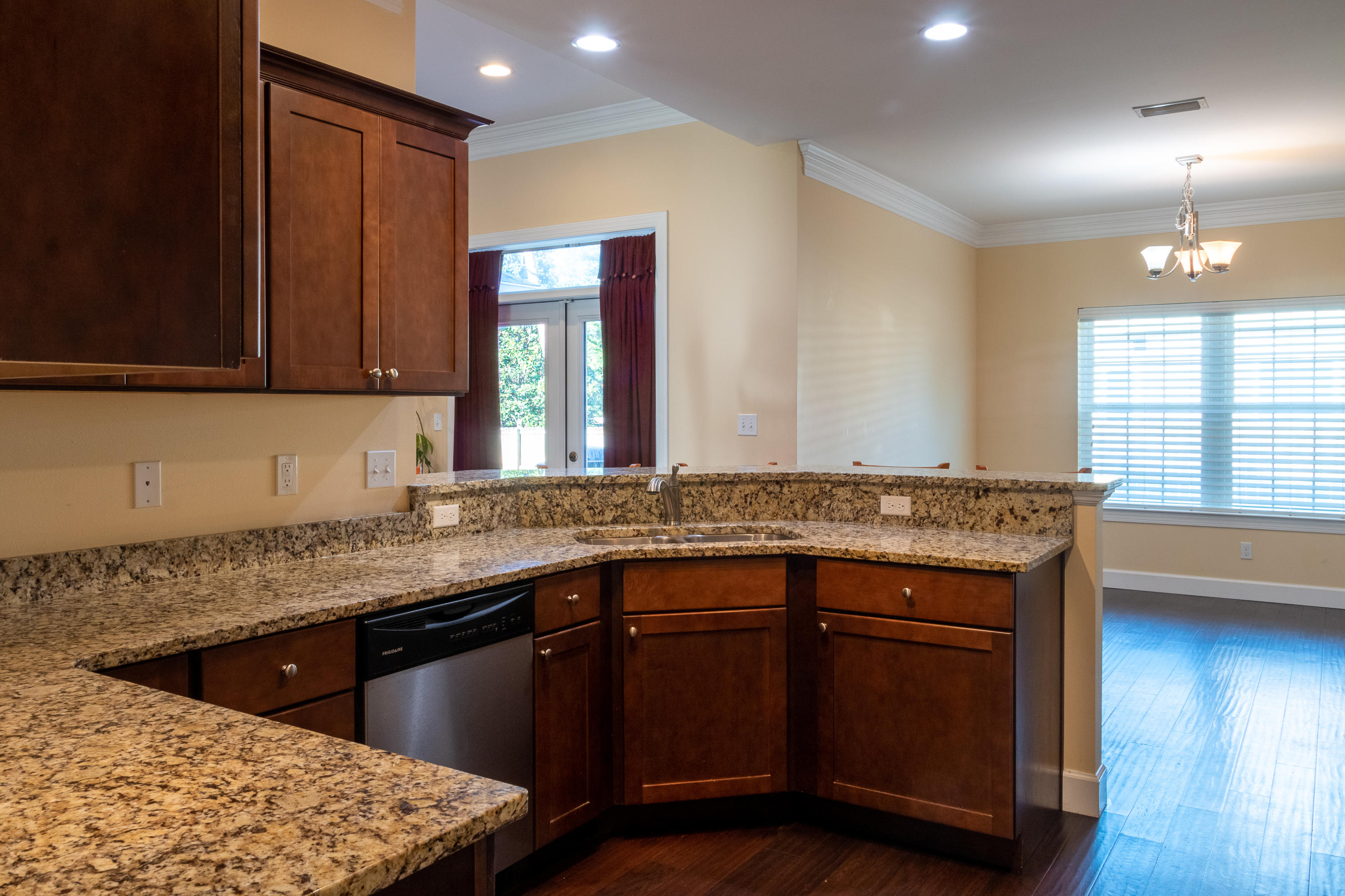 CALHOUN S/D TO DESTIN - Residential