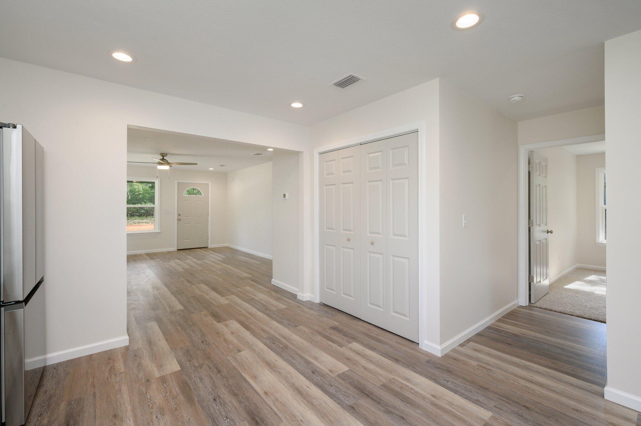 OAKWOOD HILLS UNIT 1 - Residential