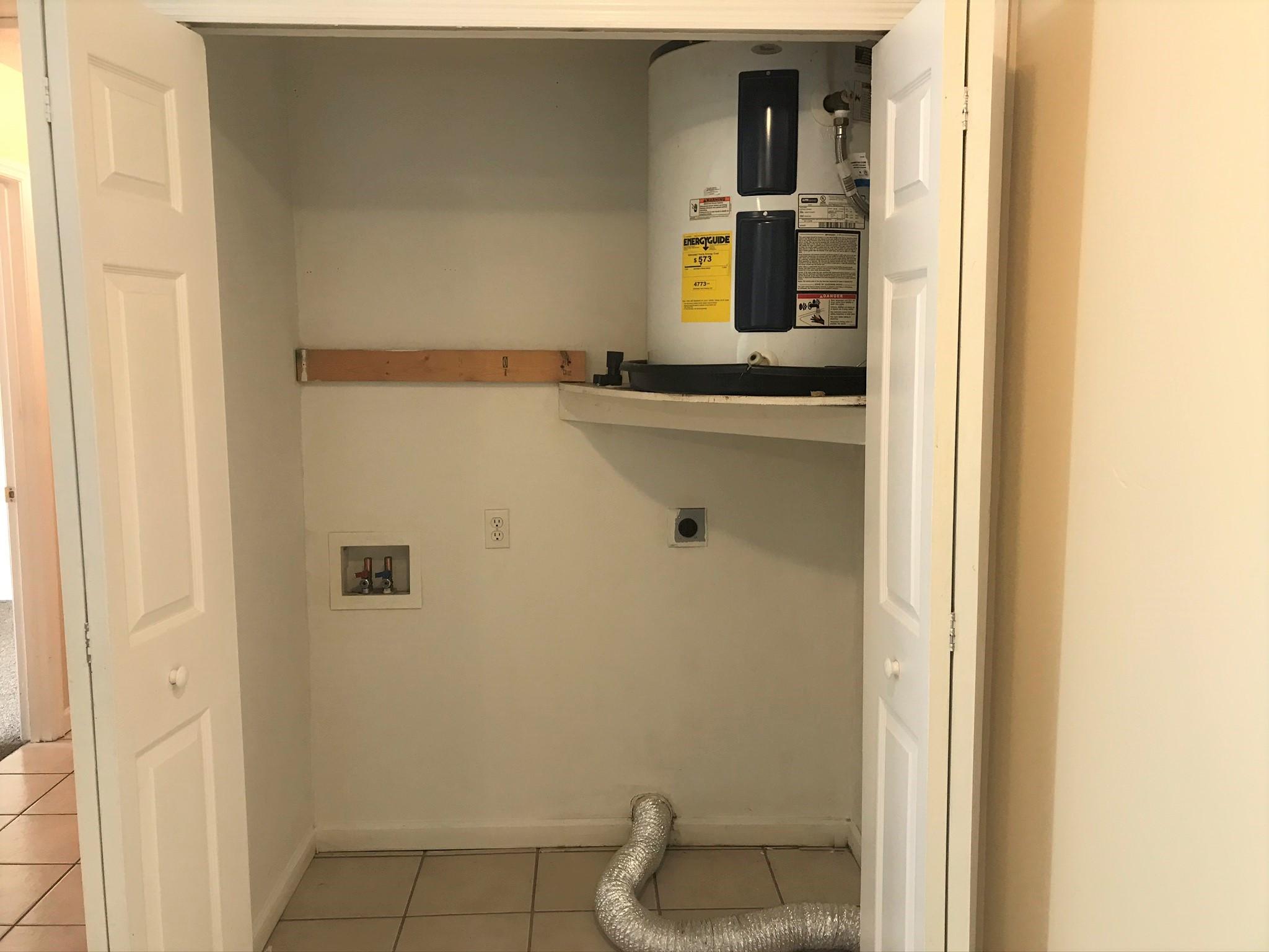 Houston Pines - Residential Lease