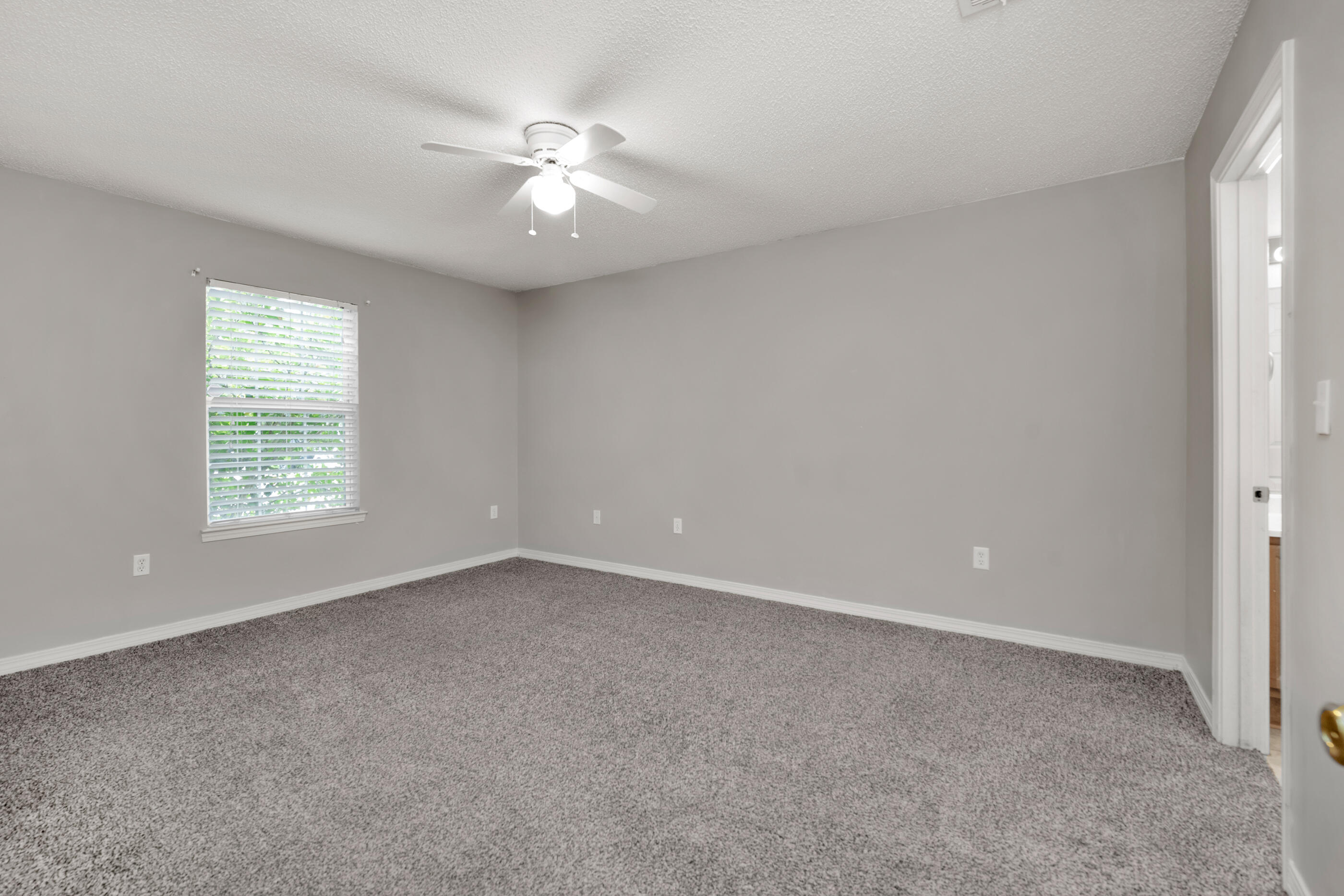 OAKDALE MINI FARMS - Residential