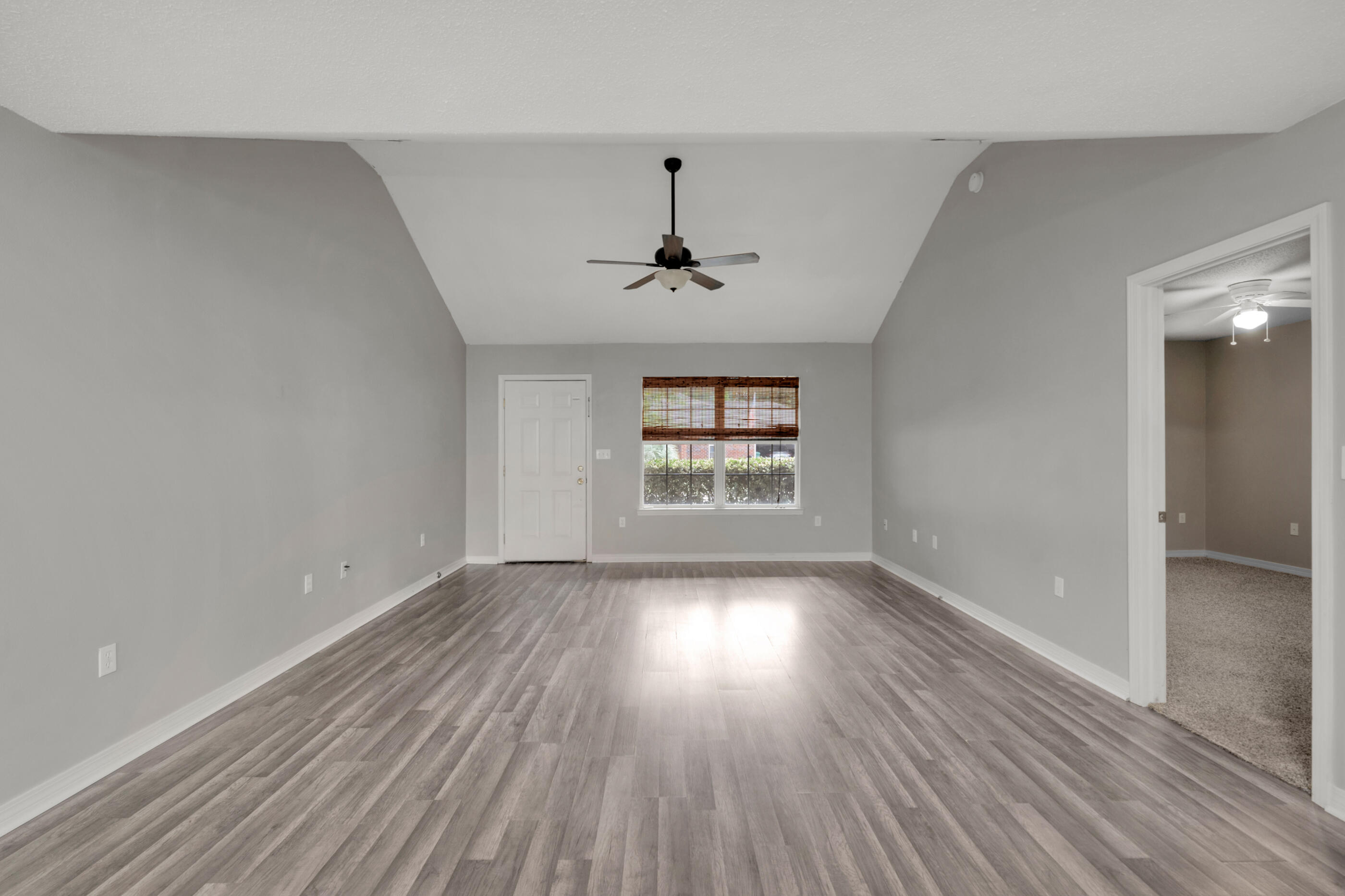 OAKDALE MINI FARMS - Residential