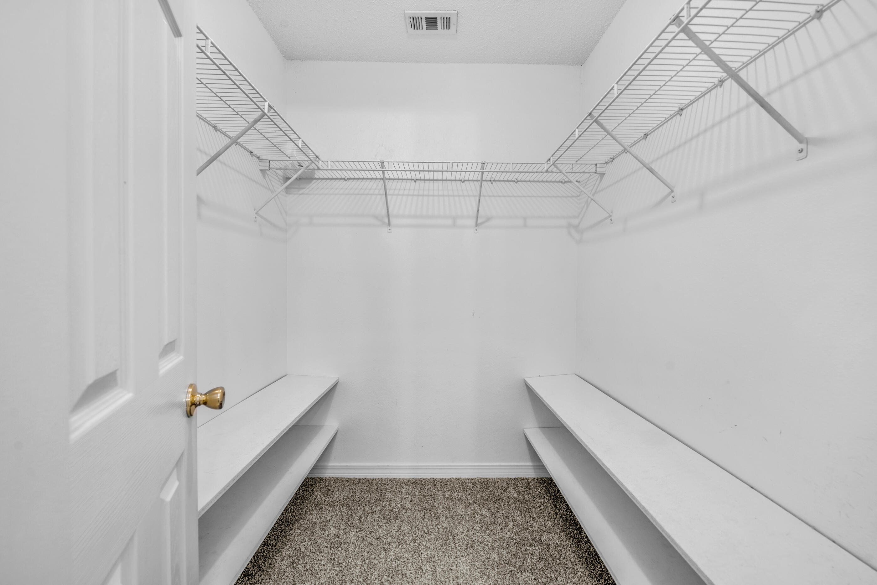 OAKDALE MINI FARMS - Residential