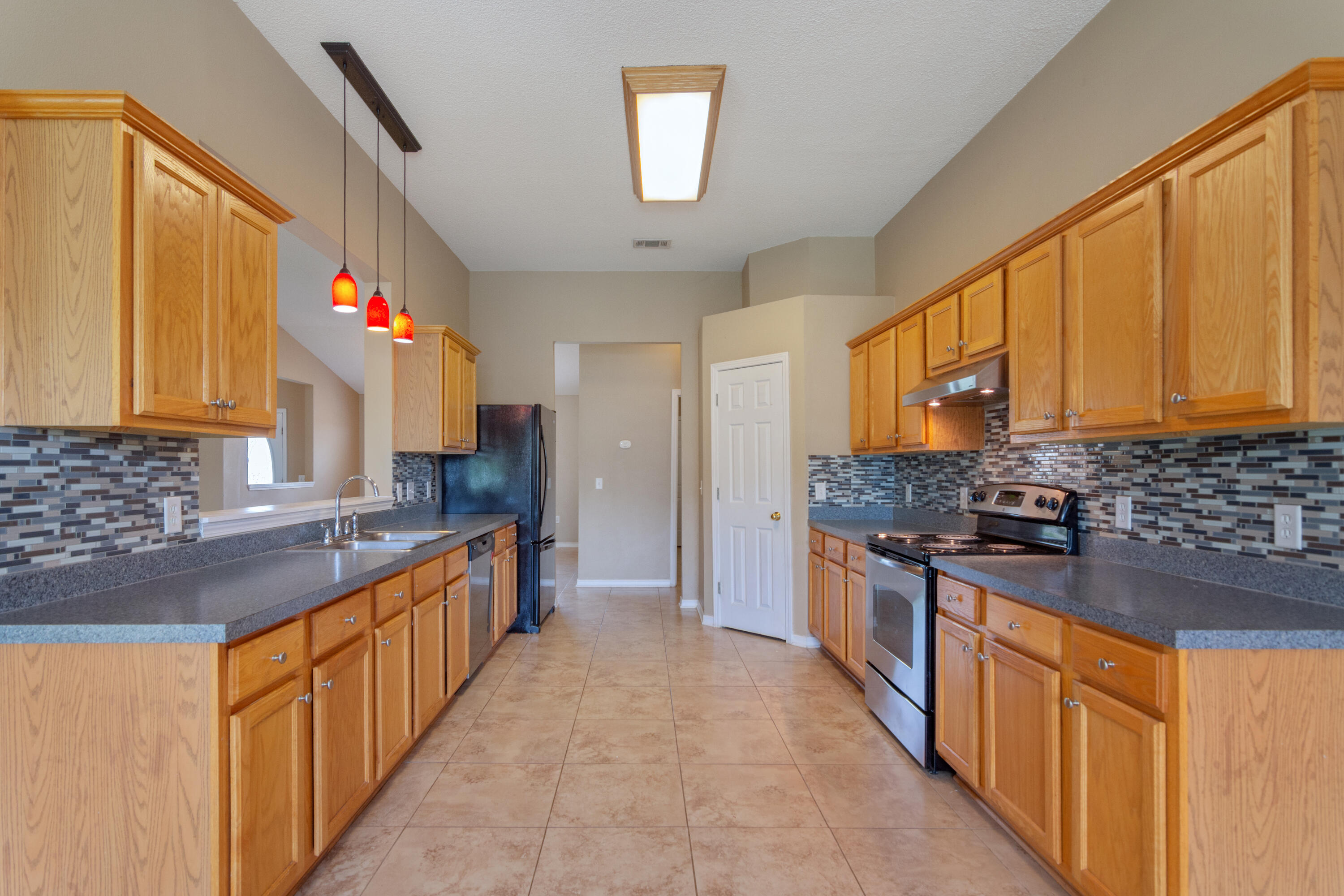 BROOKE ESTATES PH II - Residential