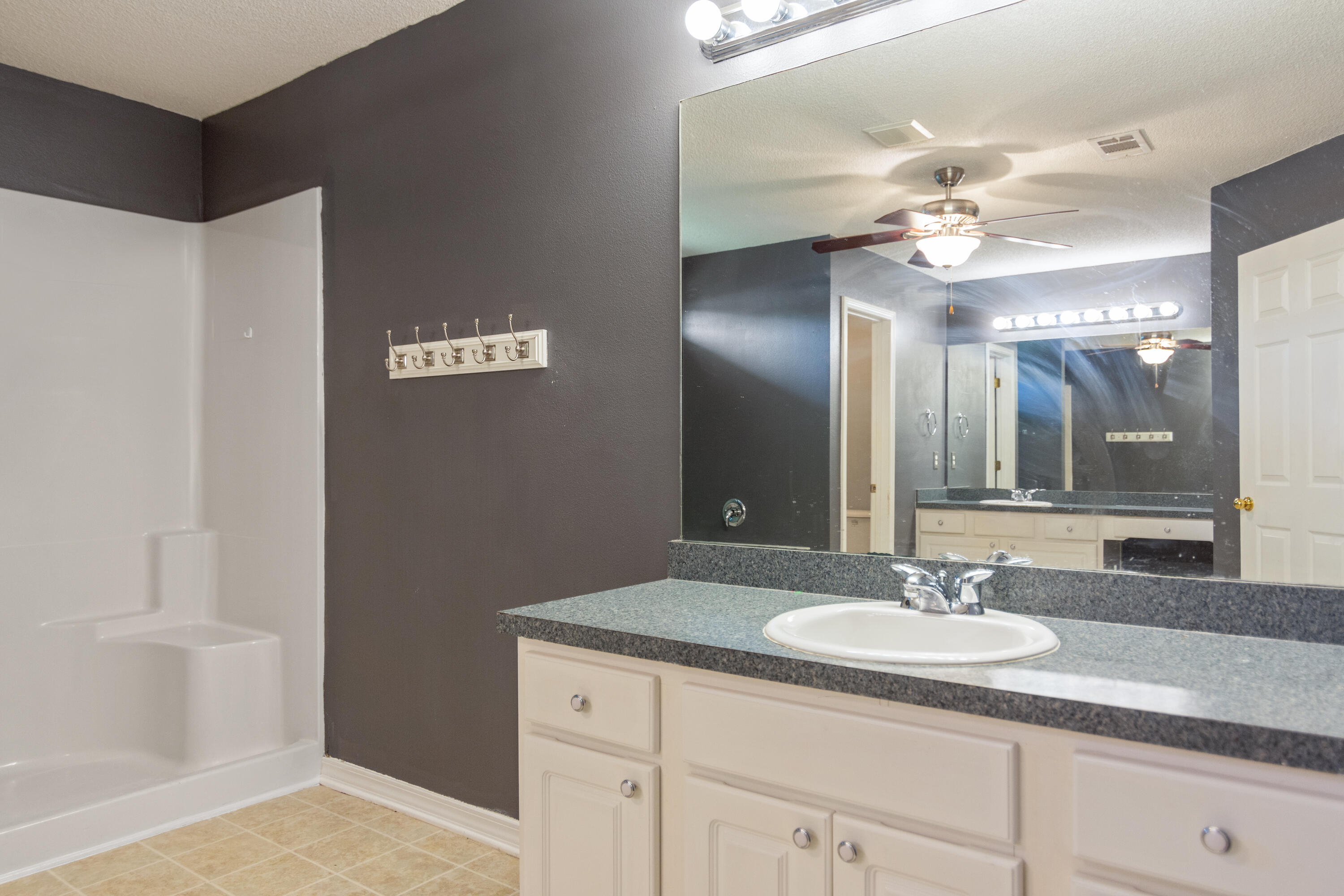 BROOKE ESTATES PH II - Residential