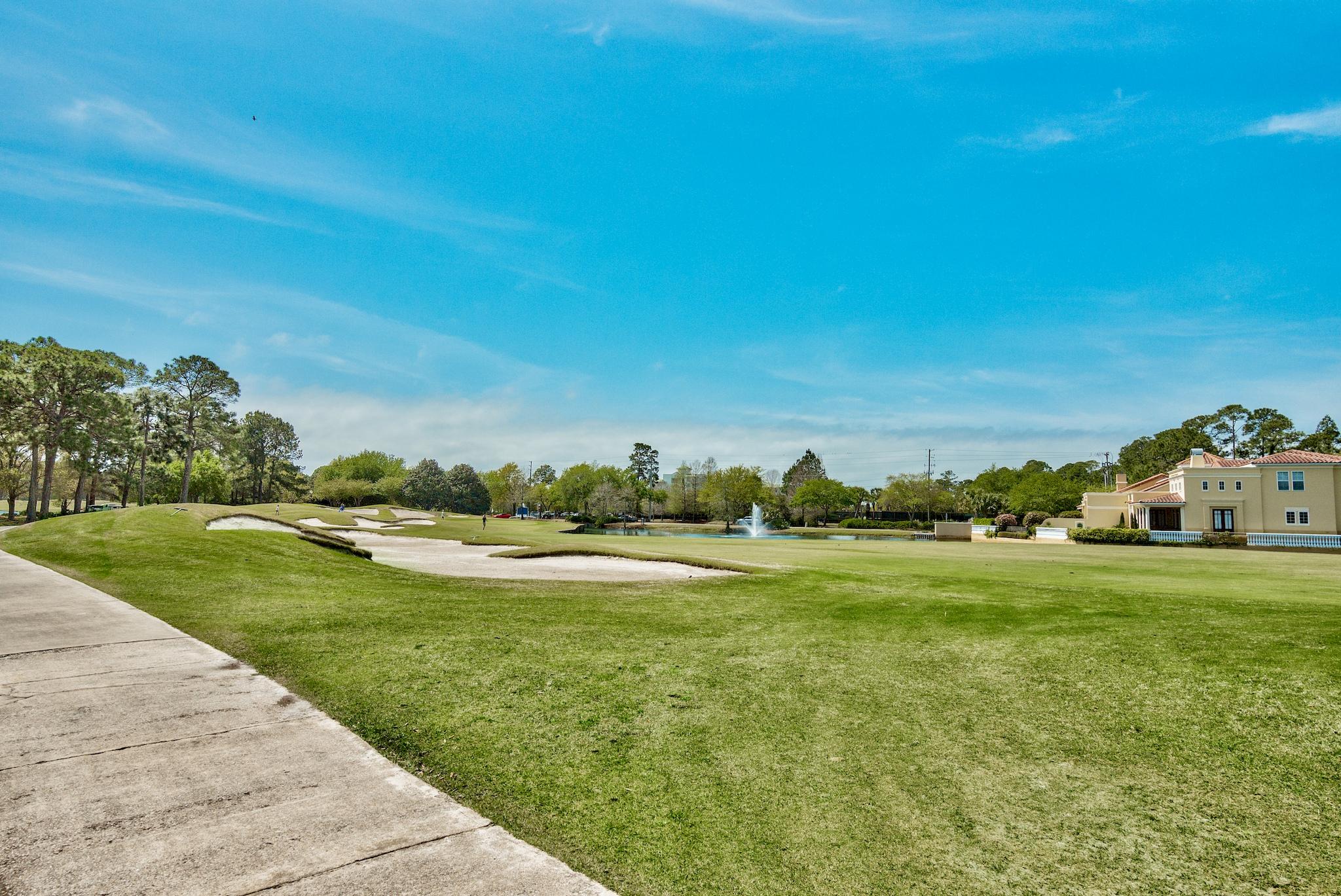 MAGNOLIA BAY - Residential