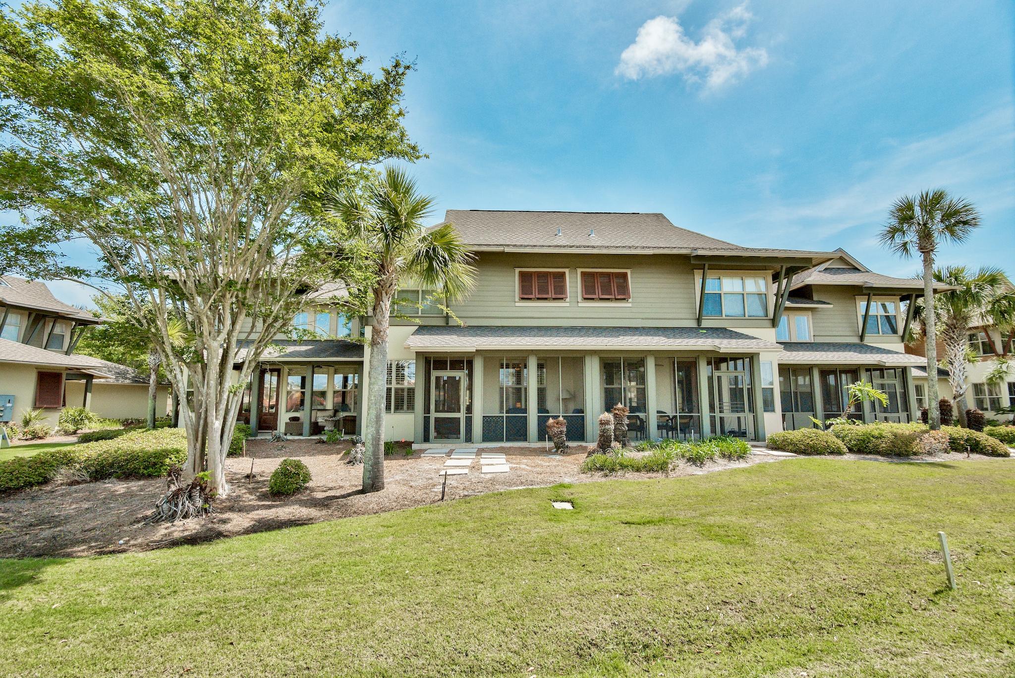 MAGNOLIA BAY - Residential
