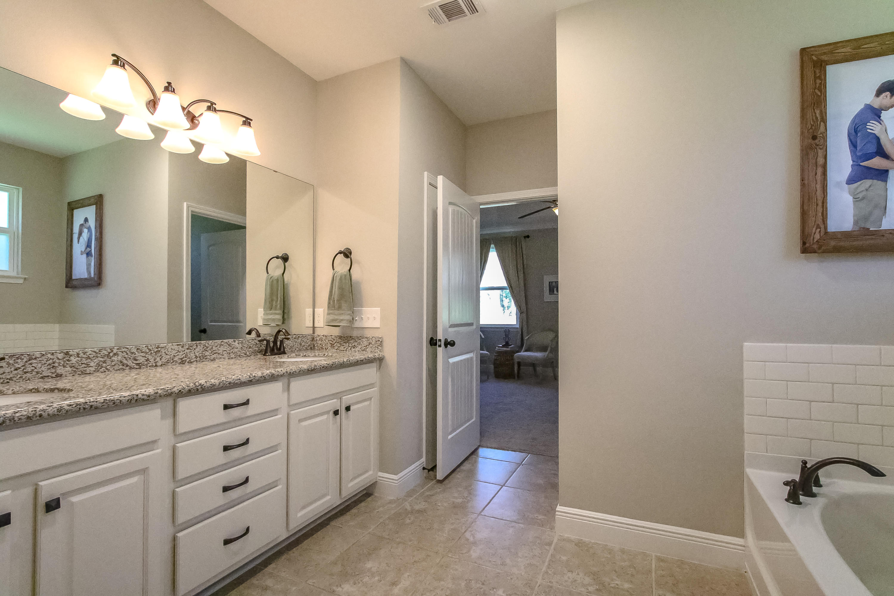 HOLLEY BY THE SEA - Residential