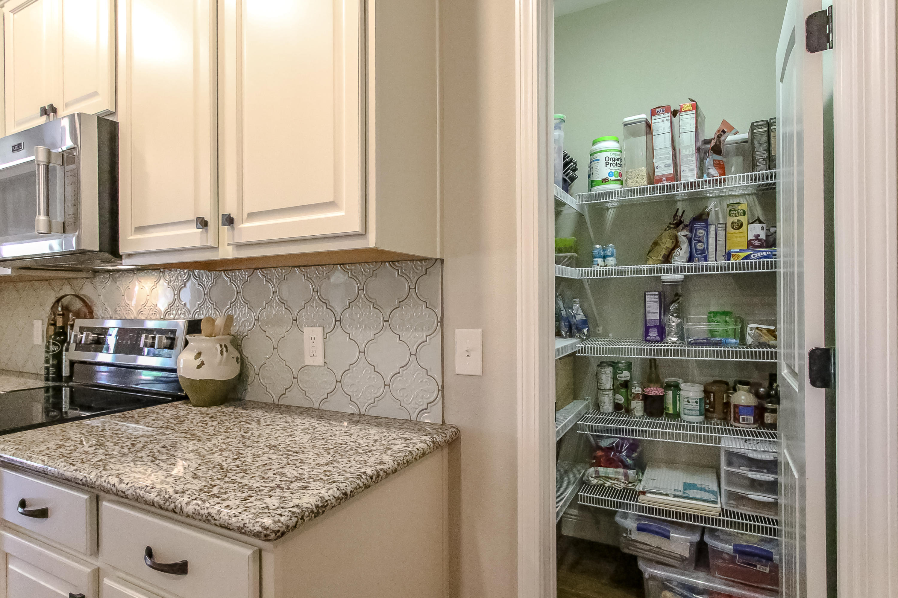 HOLLEY BY THE SEA - Residential