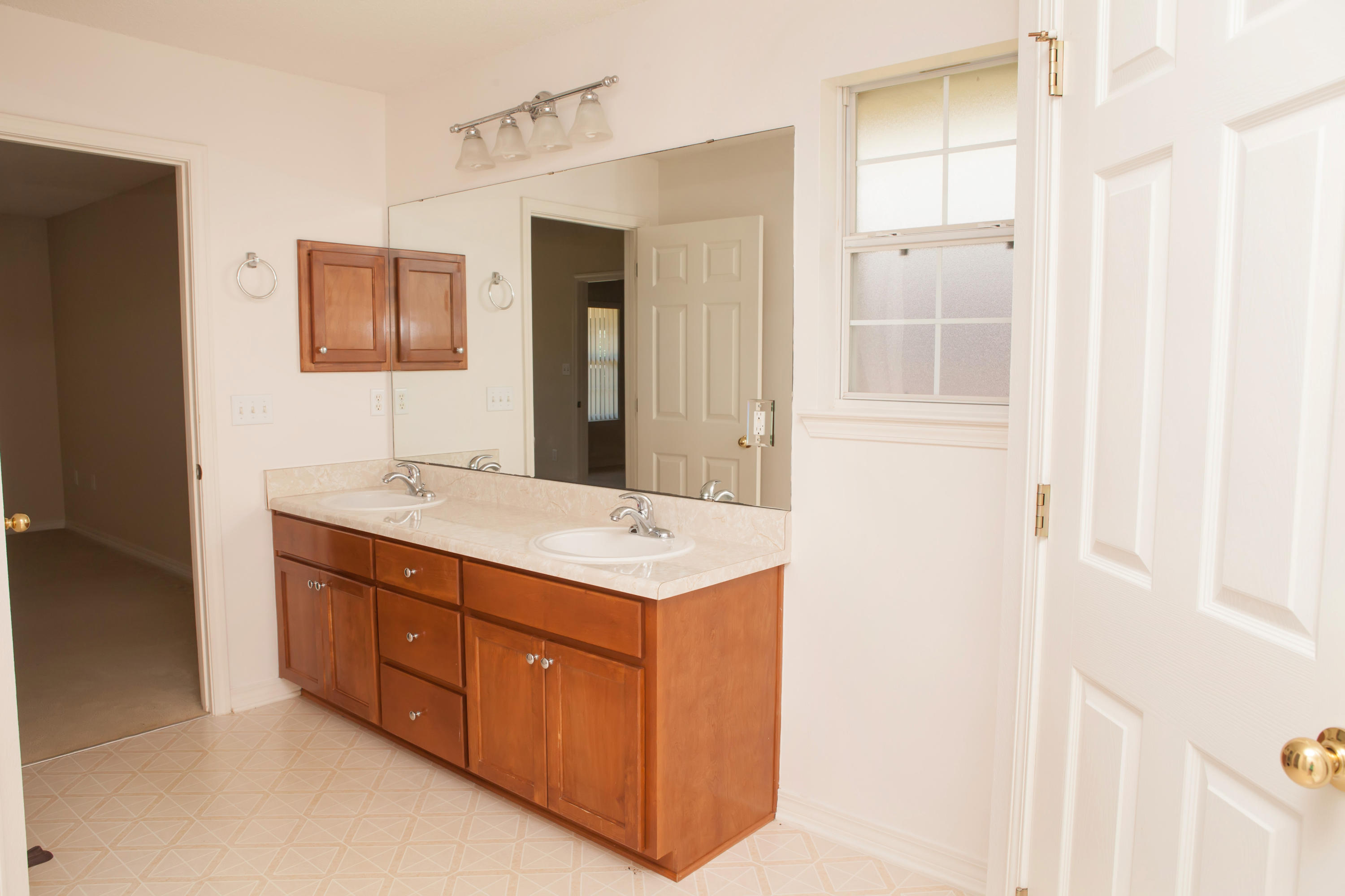 CREETWOODS - Residential