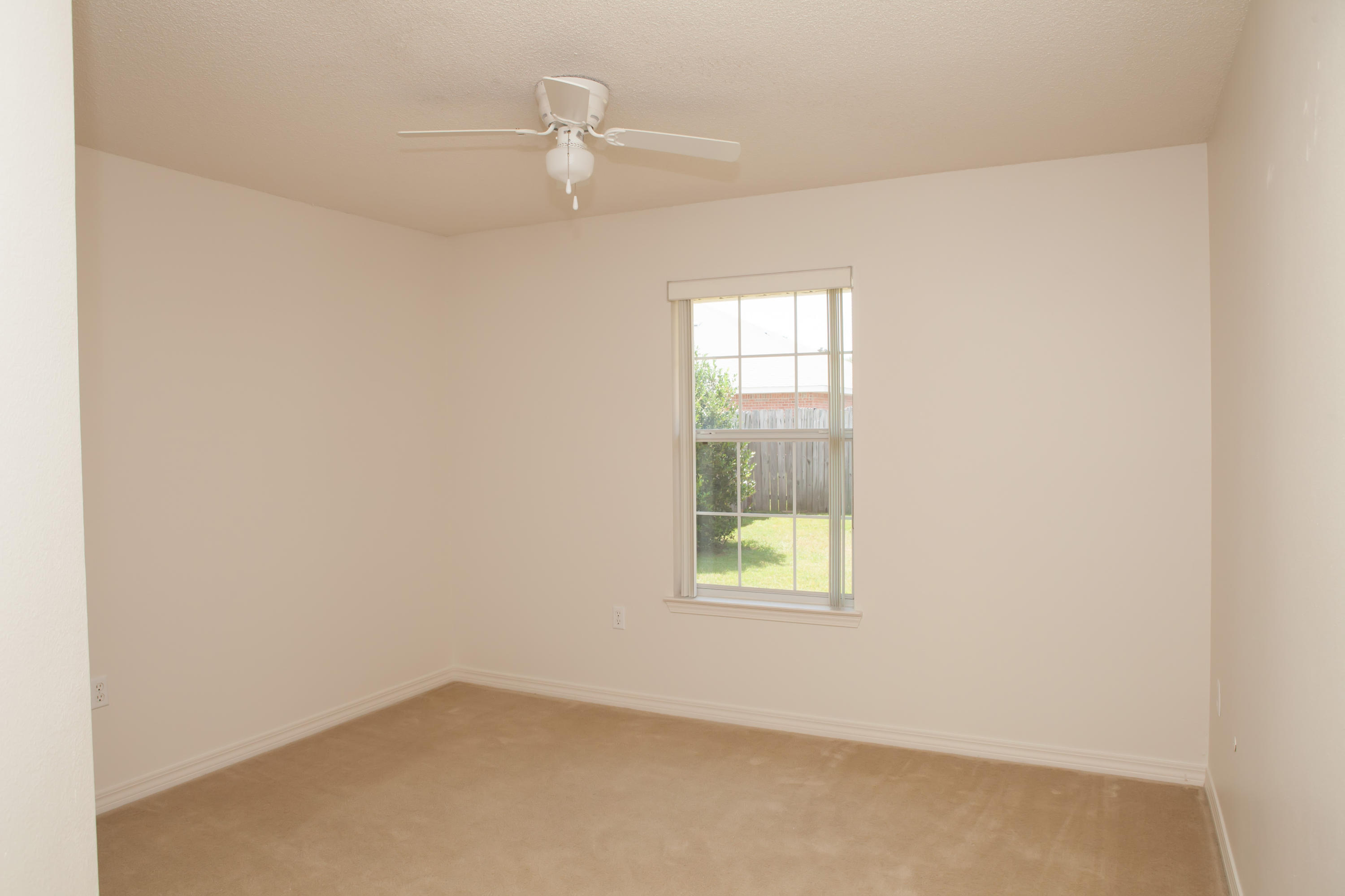 CREETWOODS - Residential