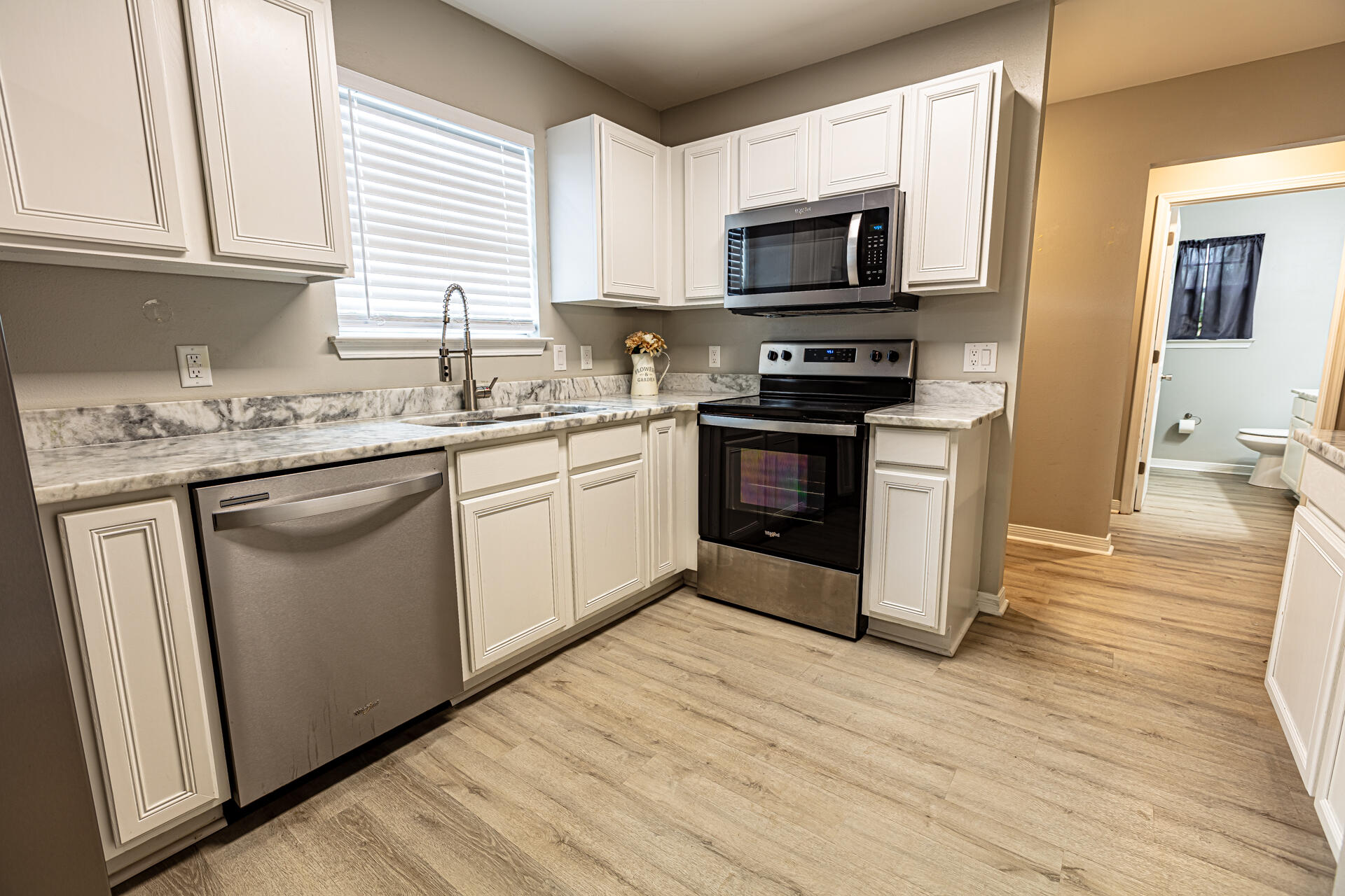 METES & BOUNDS - Residential Lease