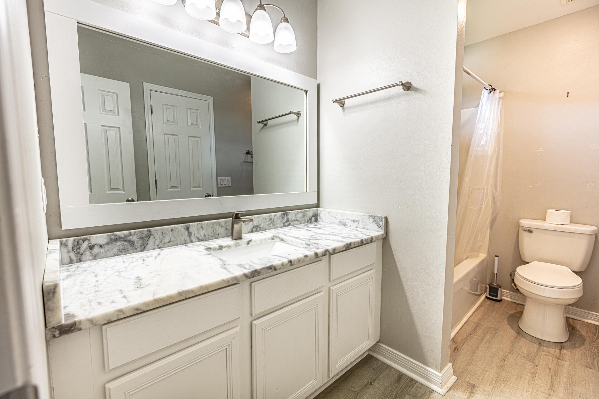 METES & BOUNDS - Residential Lease