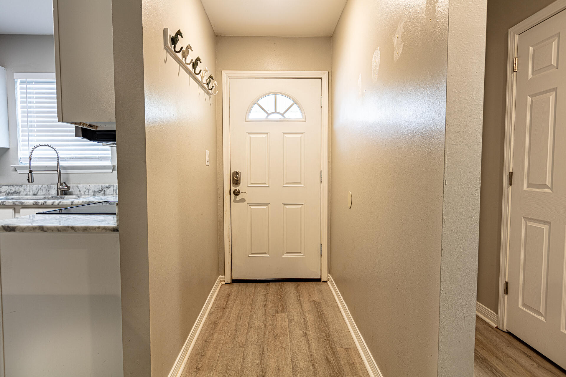 METES & BOUNDS - Residential Lease